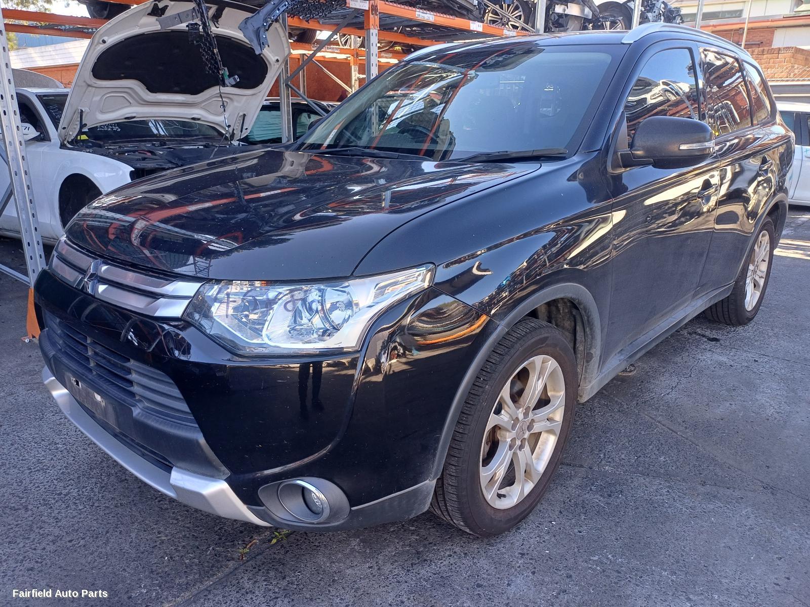 2012-2014 Mitsubishi Outlander Grille