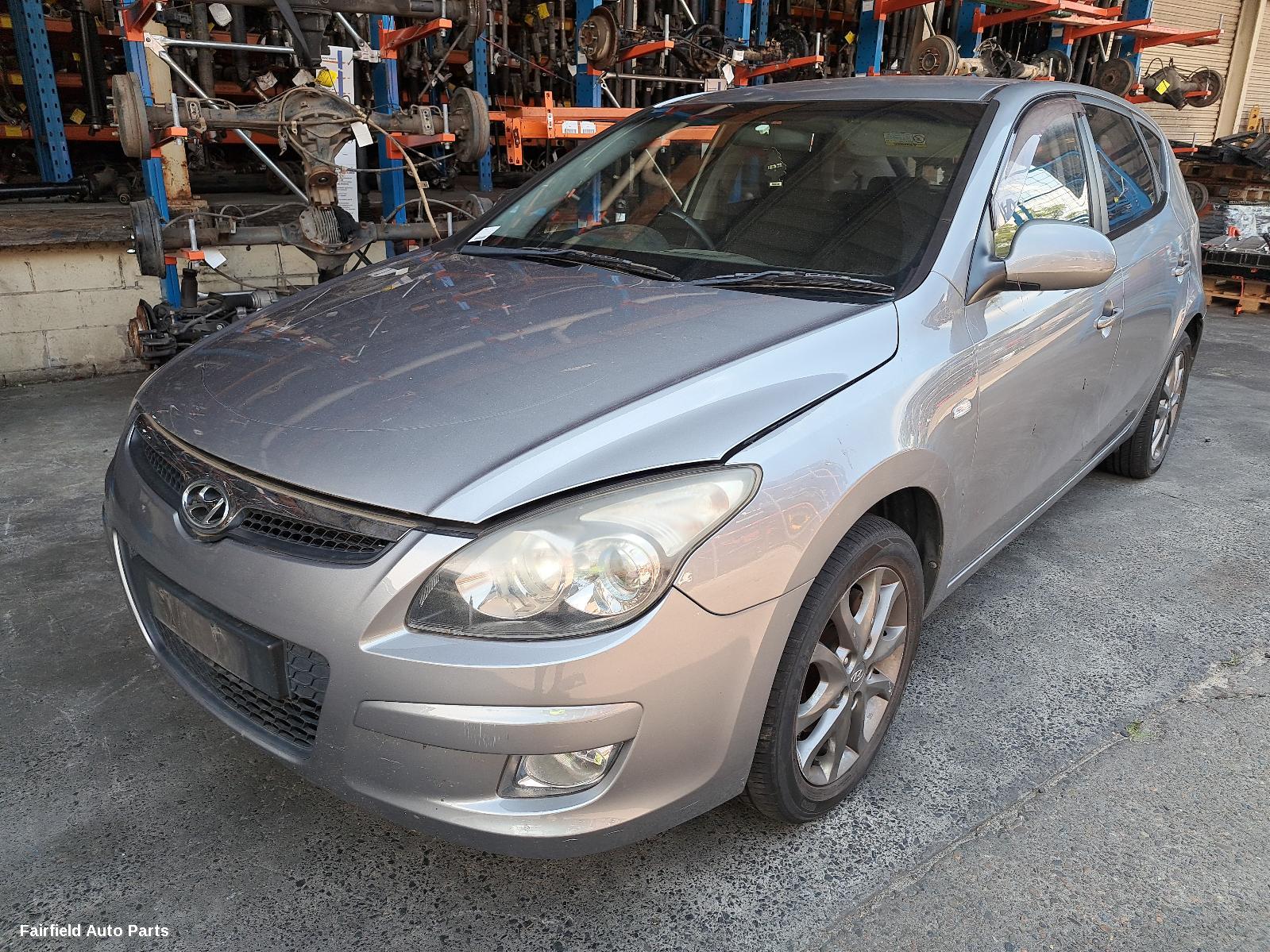 2011 Hyundai I30 Grille
