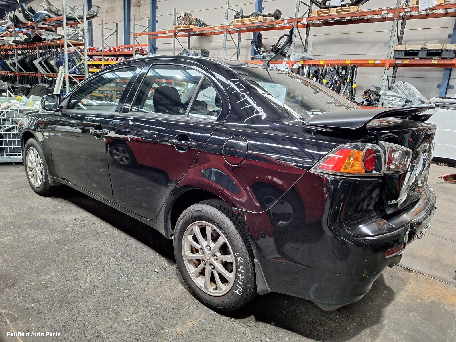 2009 Mitsubishi Lancer Left Front Door Window