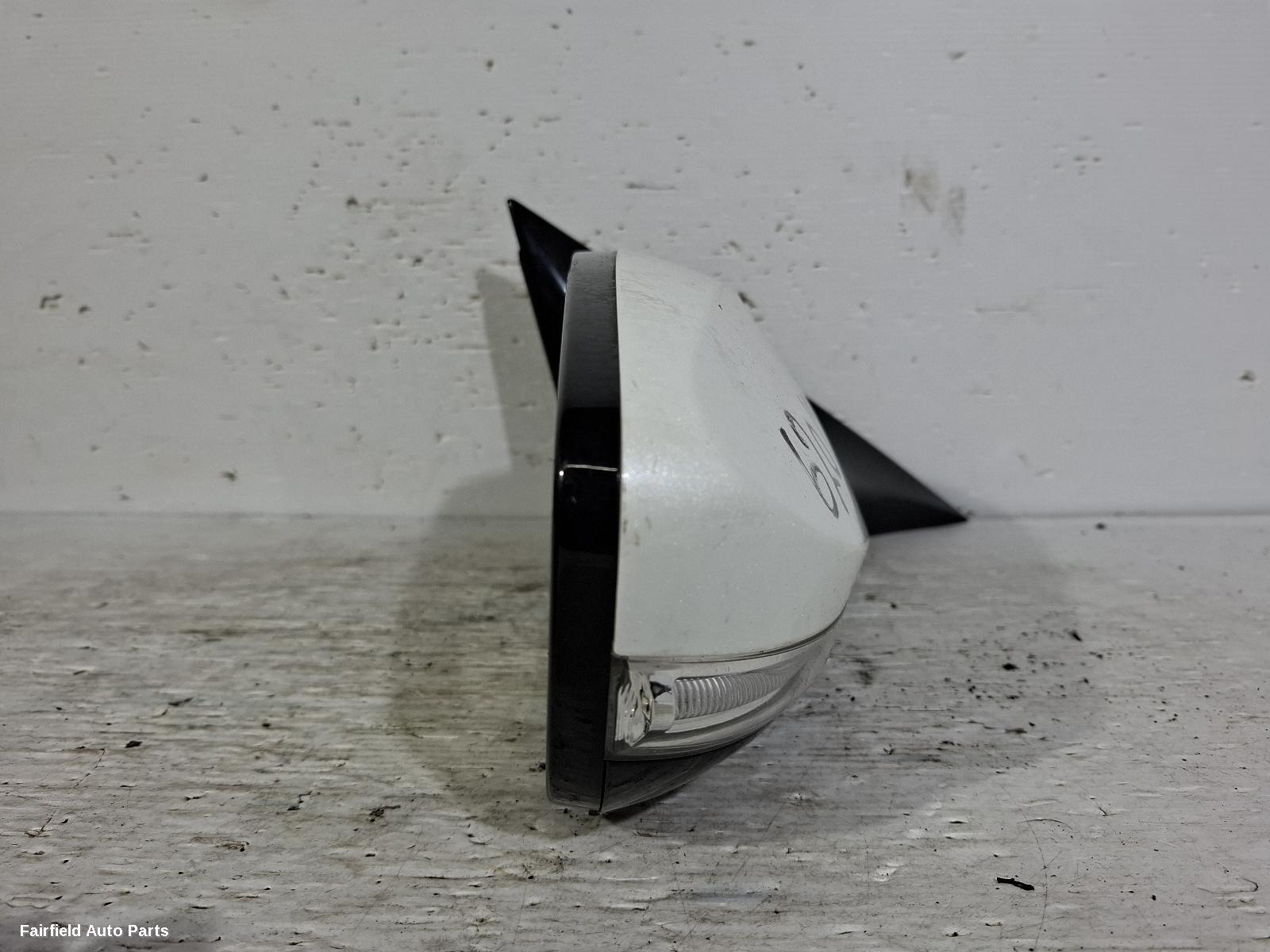 2011-2018 Hyundai Veloster Right Door Mirror