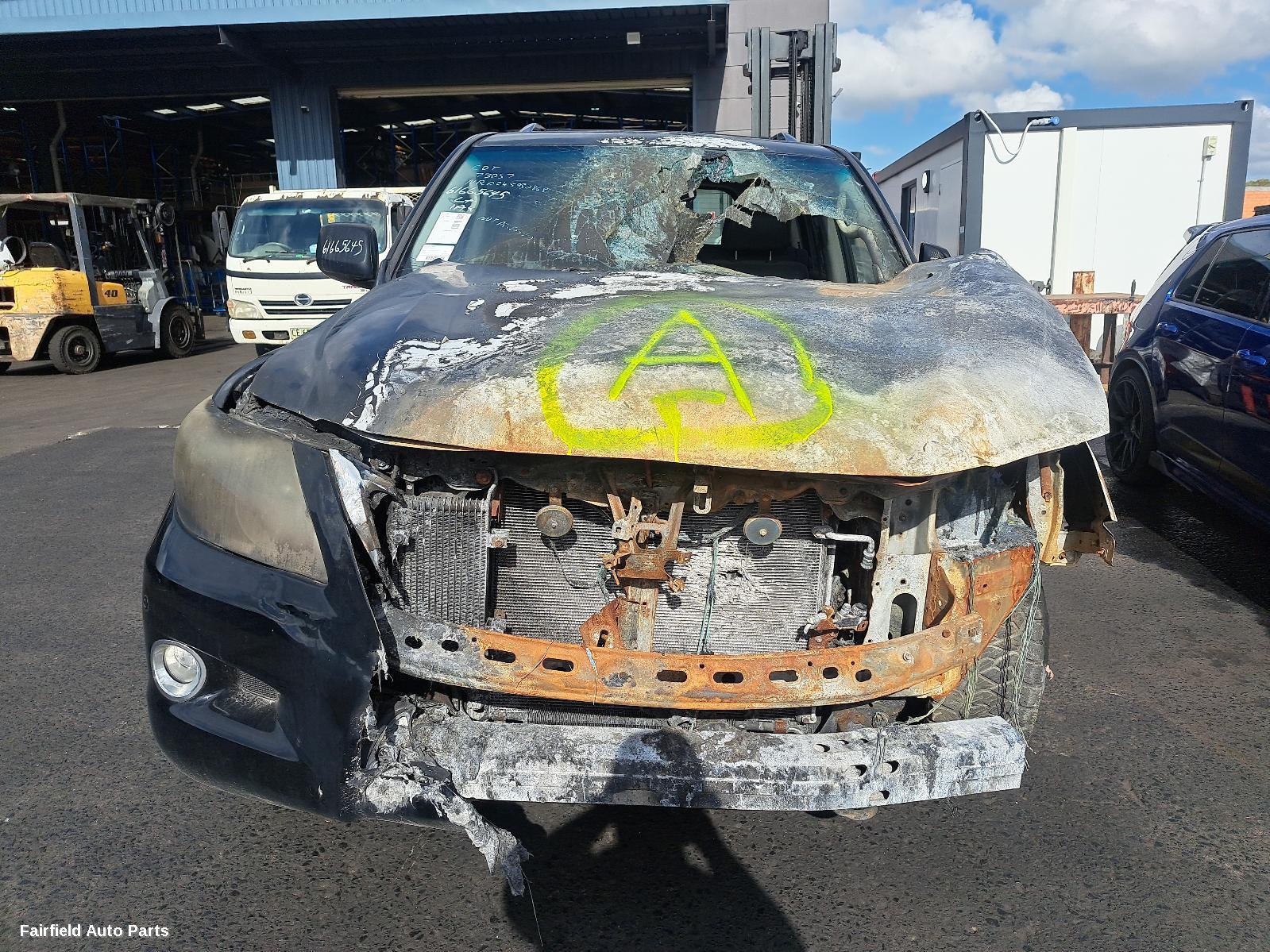 2008 Lexus Lx Series Left Front Door