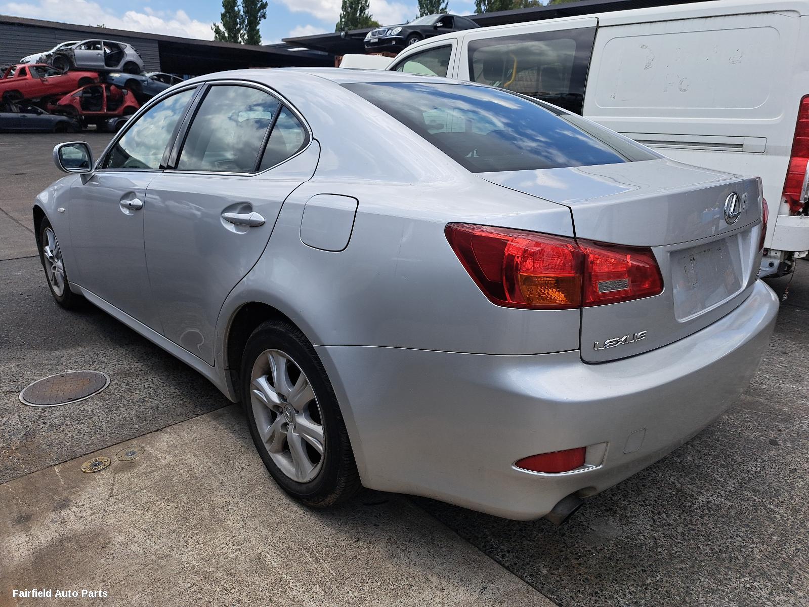 2006 Lexus Is250/is250c Rear Garnish