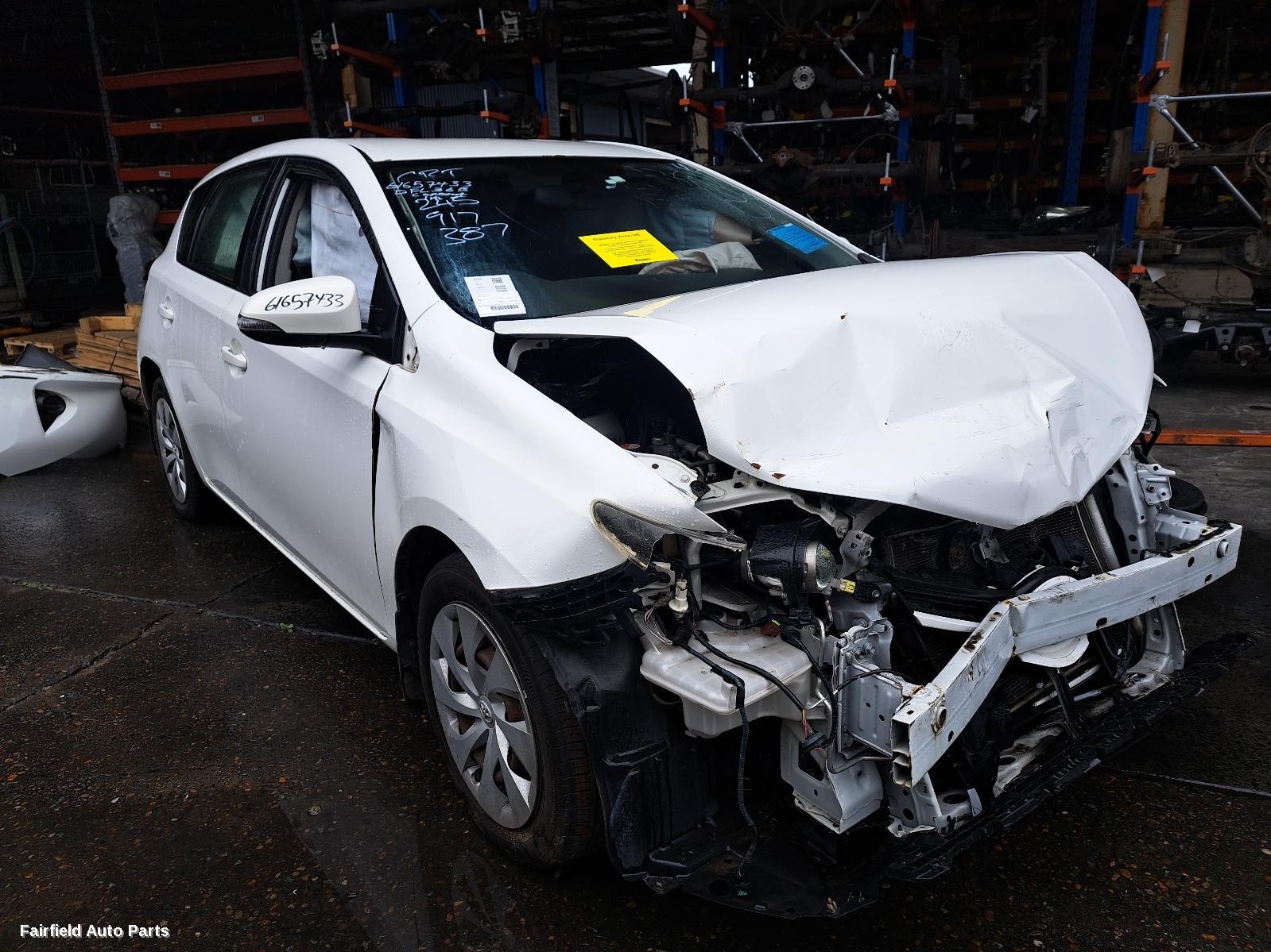 2014 Toyota Corolla Left Taillight