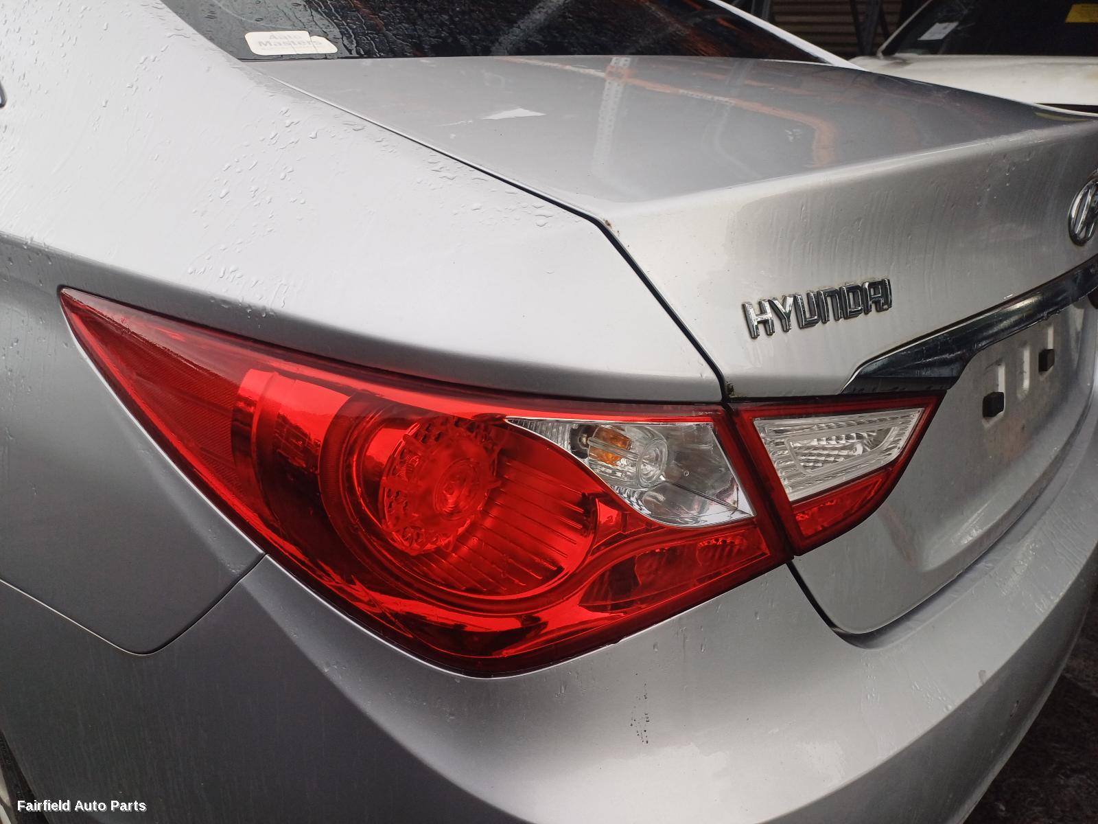 2011 Hyundai I45 Left Front Window Reg Motor