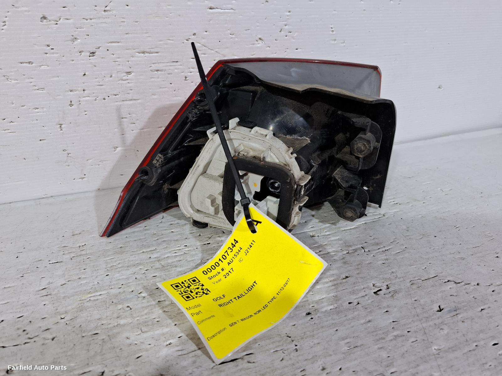 2012-2017 Volkswagen Golf Right Taillight