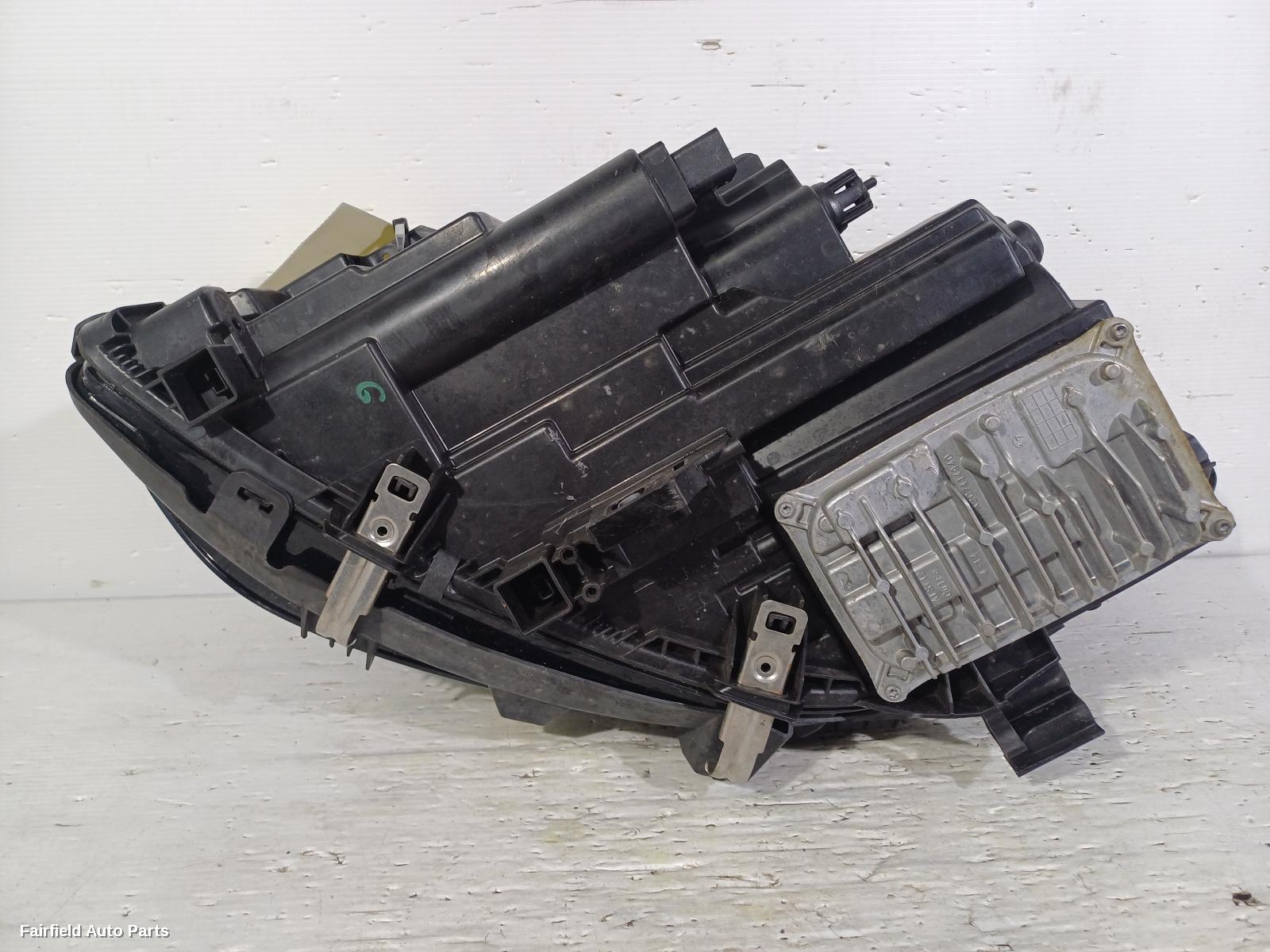 2014-2019 Mercedes B Class Right Headlamp