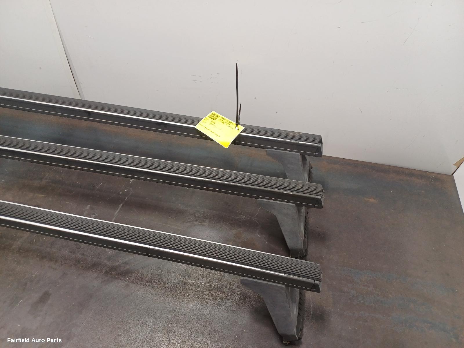 2005-2019 Toyota Hiace Roof Rack Bars