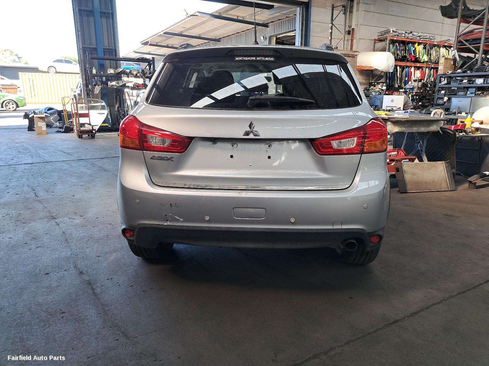 2010-2016 Mitsubishi Asx Right Indicator Fog Side