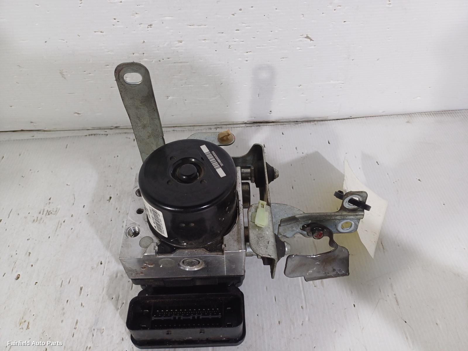 2015-2017 Mitsubishi Lancer Abs Pump Modulator
