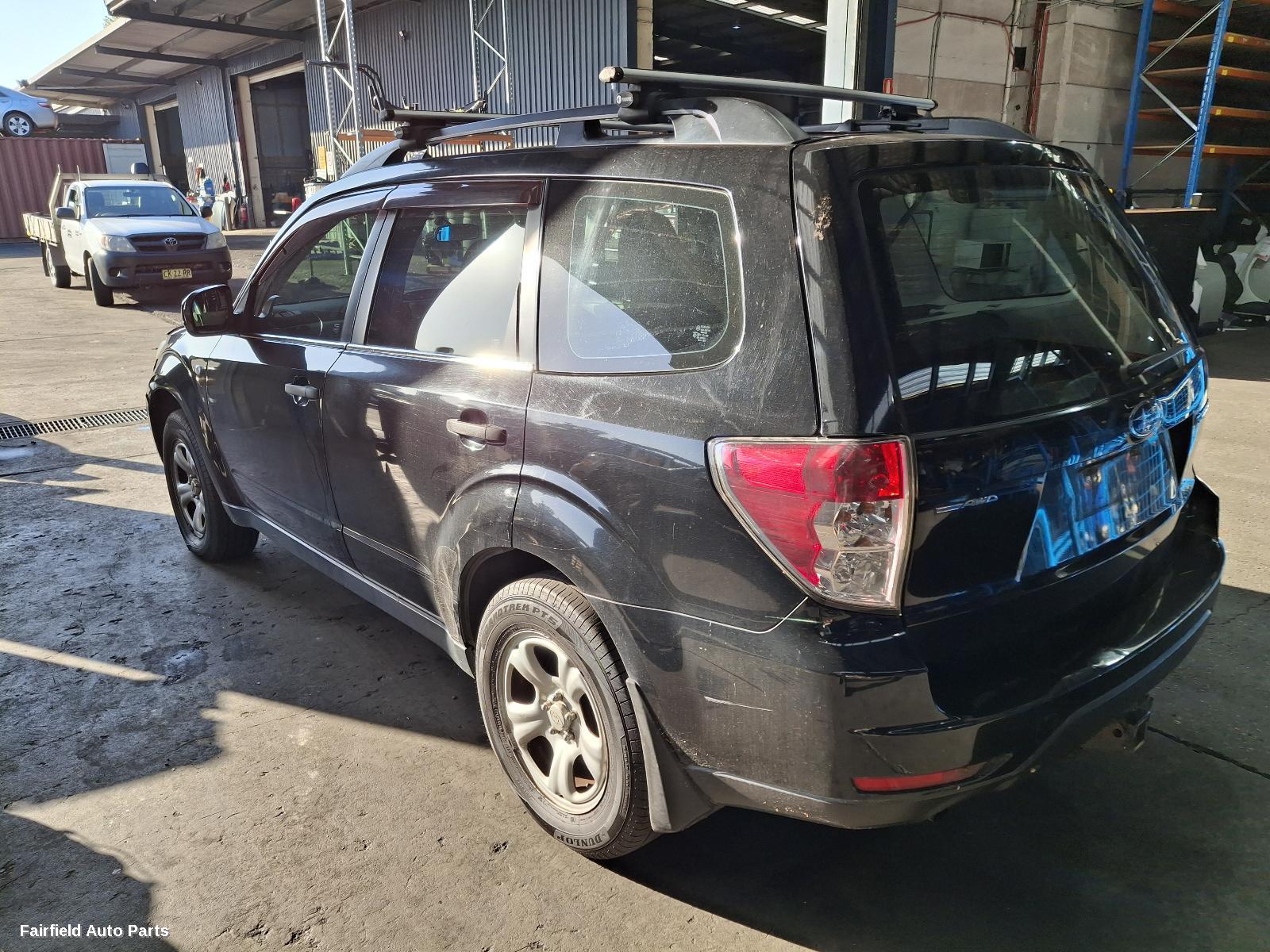 2011 Subaru Forester Left Front Strut