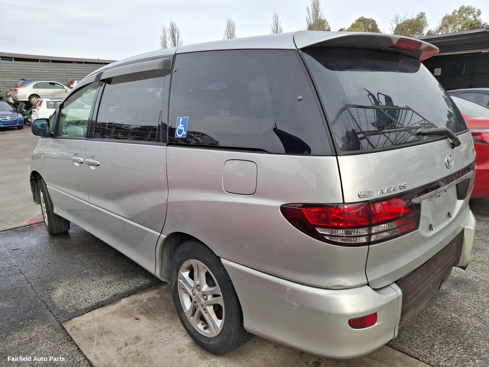 2003 Toyota Estima Left Taillight