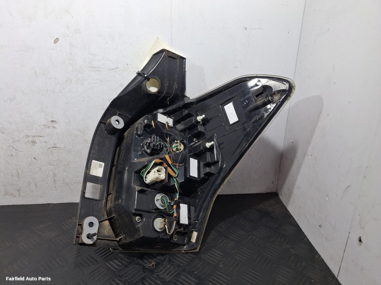 2016-2018 Subaru Forester Left Taillight