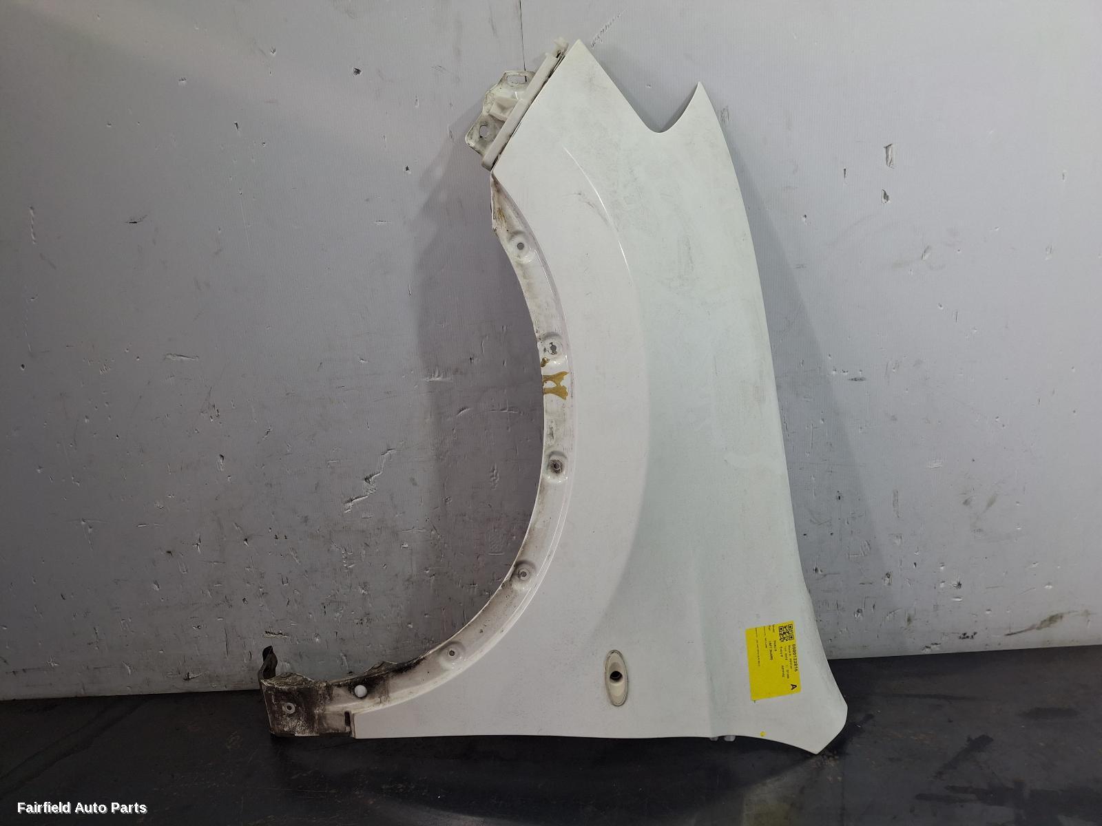 2010-2014 Nissan Dualis Left Guard