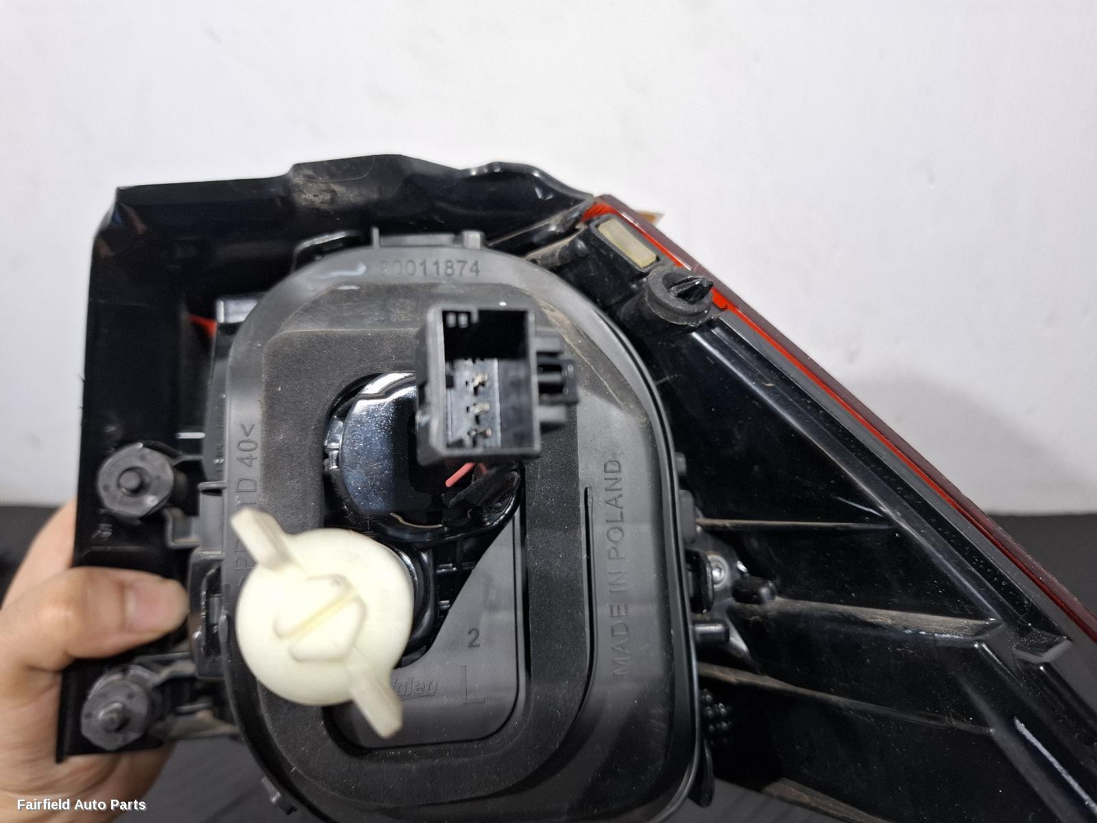 2013-2017 Volkswagen Golf Left Taillight