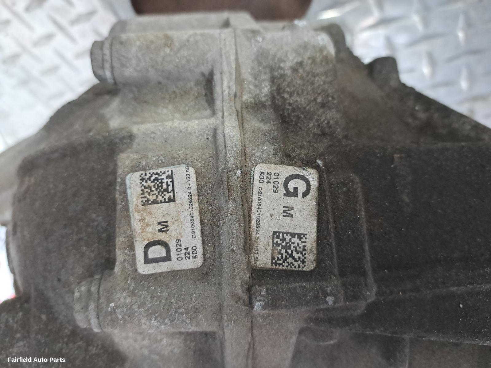 2010-2022 Volkswagen Amarok Differential Centre
