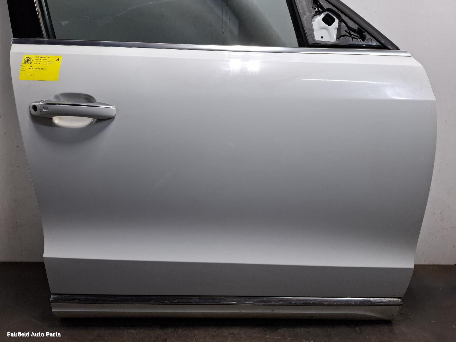 2015 Audi Q5 Right Front Door