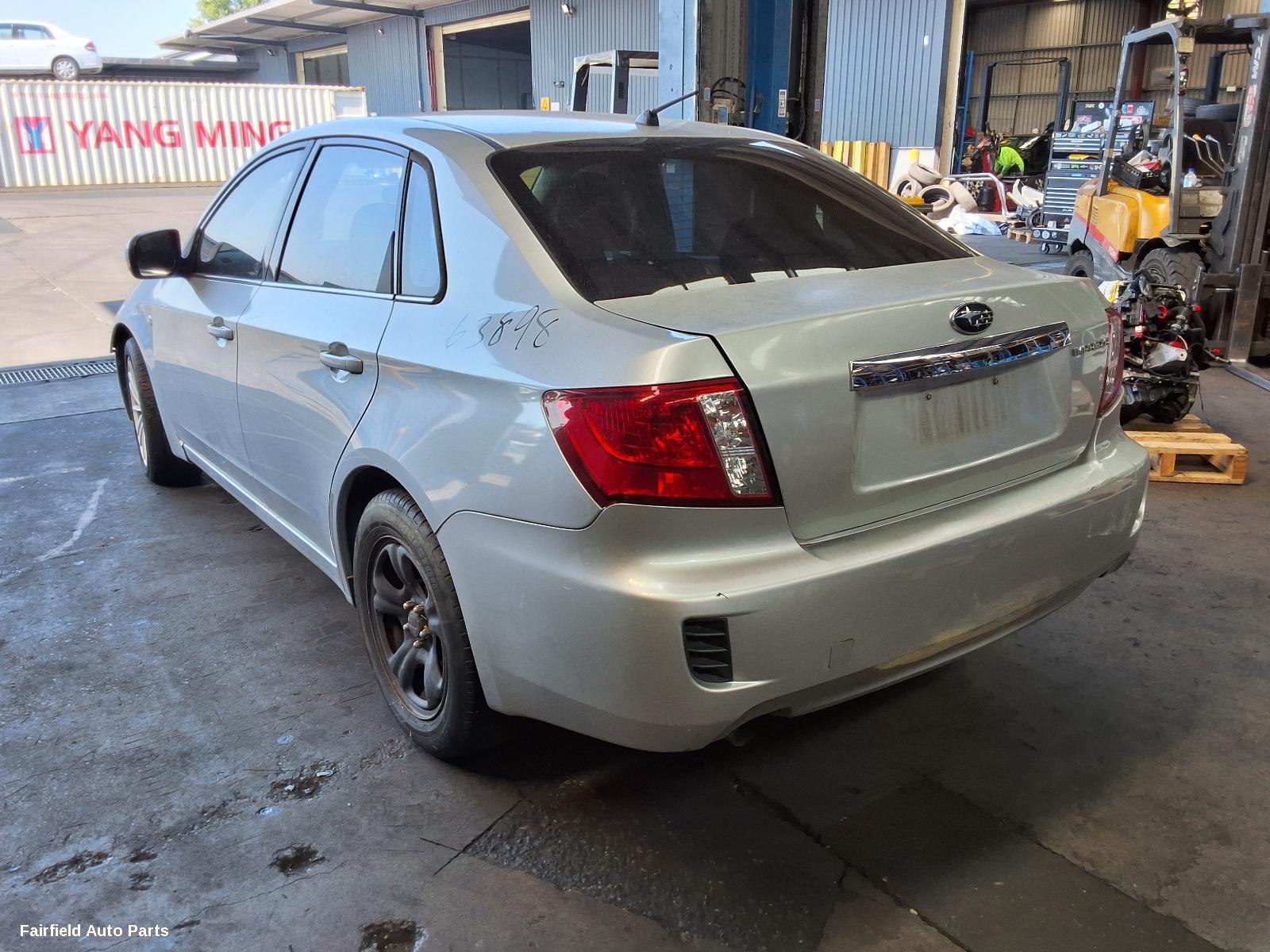 2009 Subaru Impreza Left Rear Door Sliding
