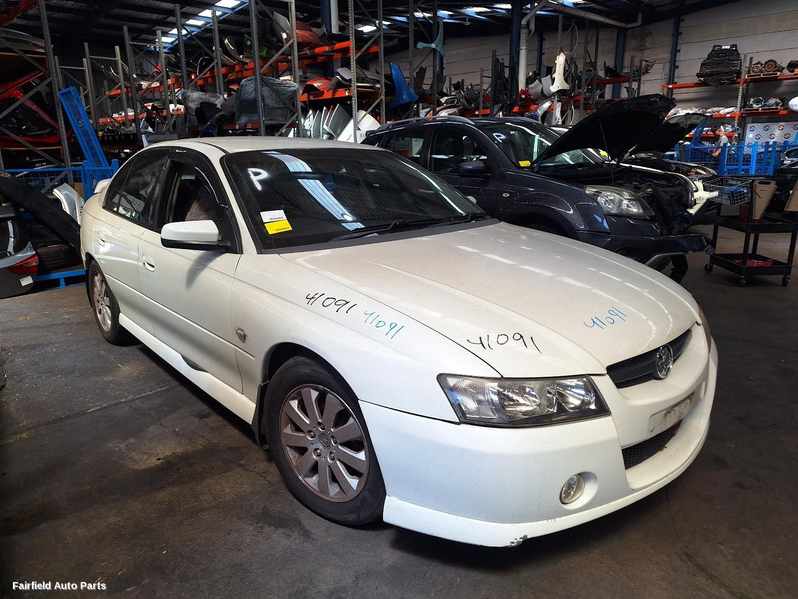 2005 Holden Commodore Right Headlamp