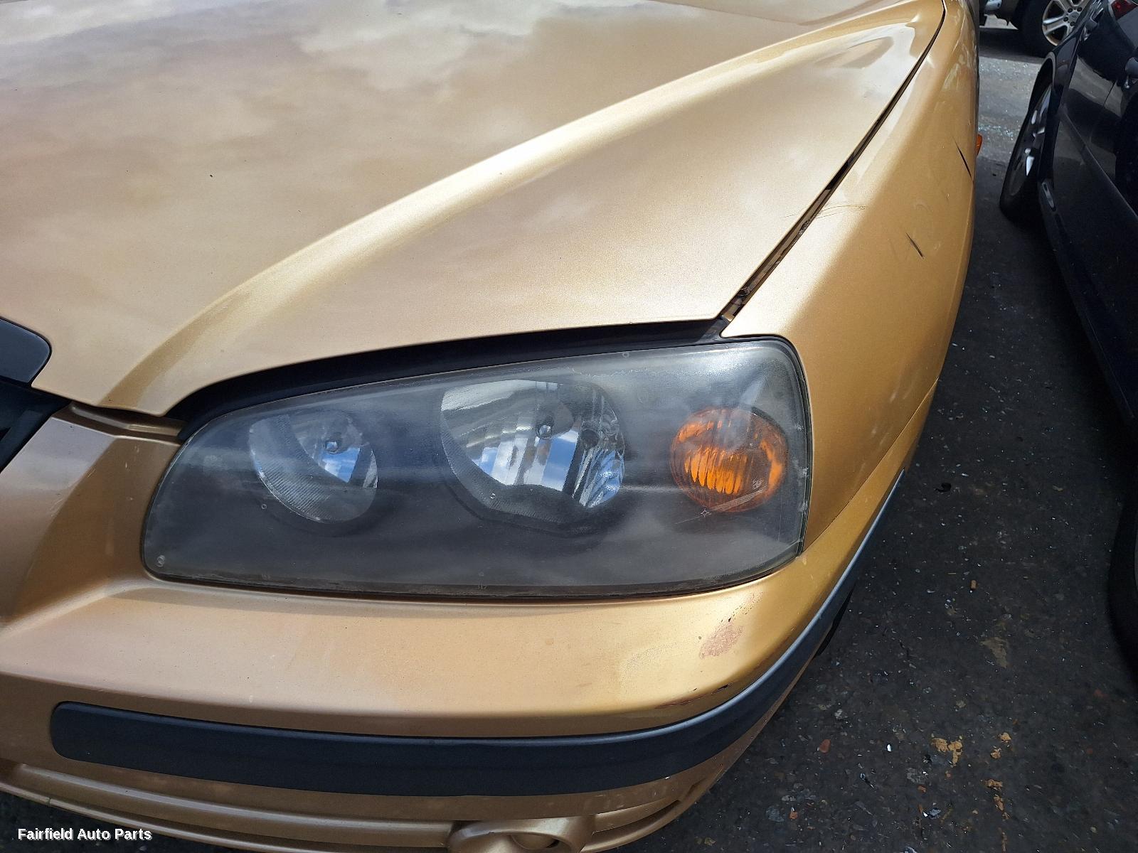 2003 Hyundai Elantra Right Taillight