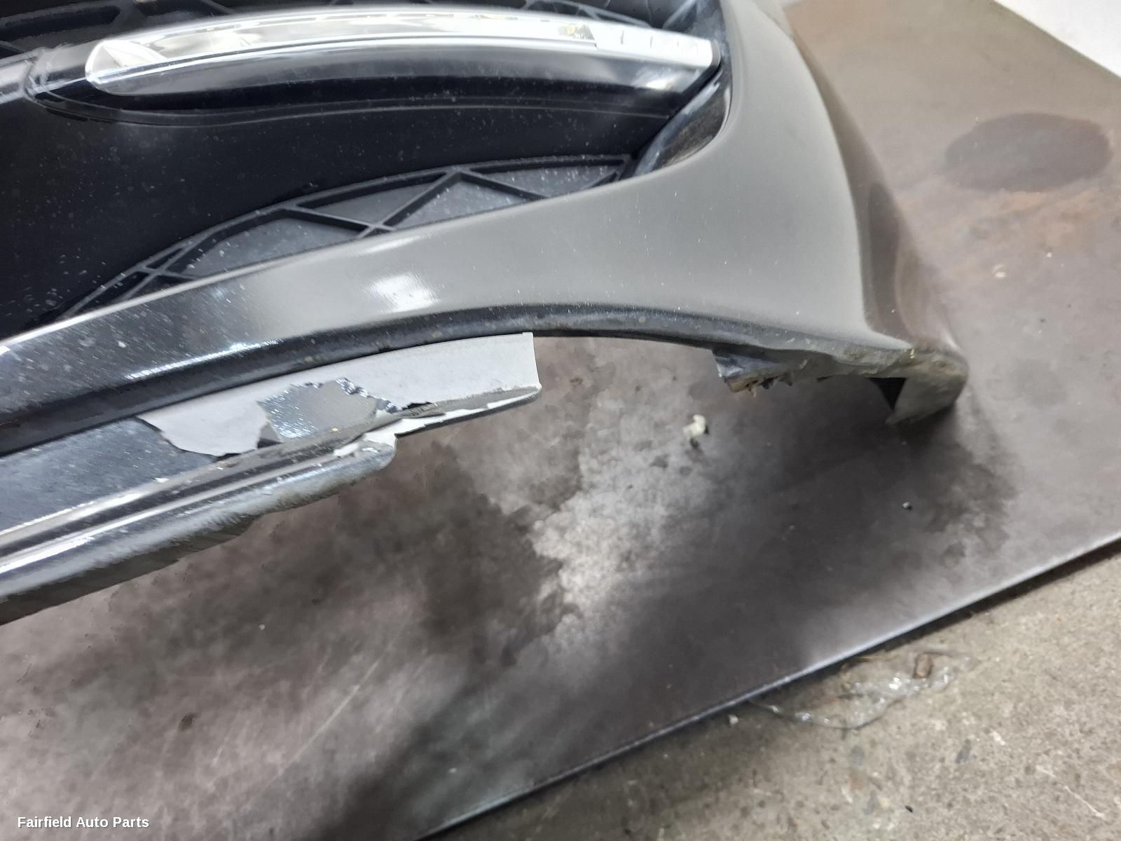 2010-2014 Renault Megane Front Bumper