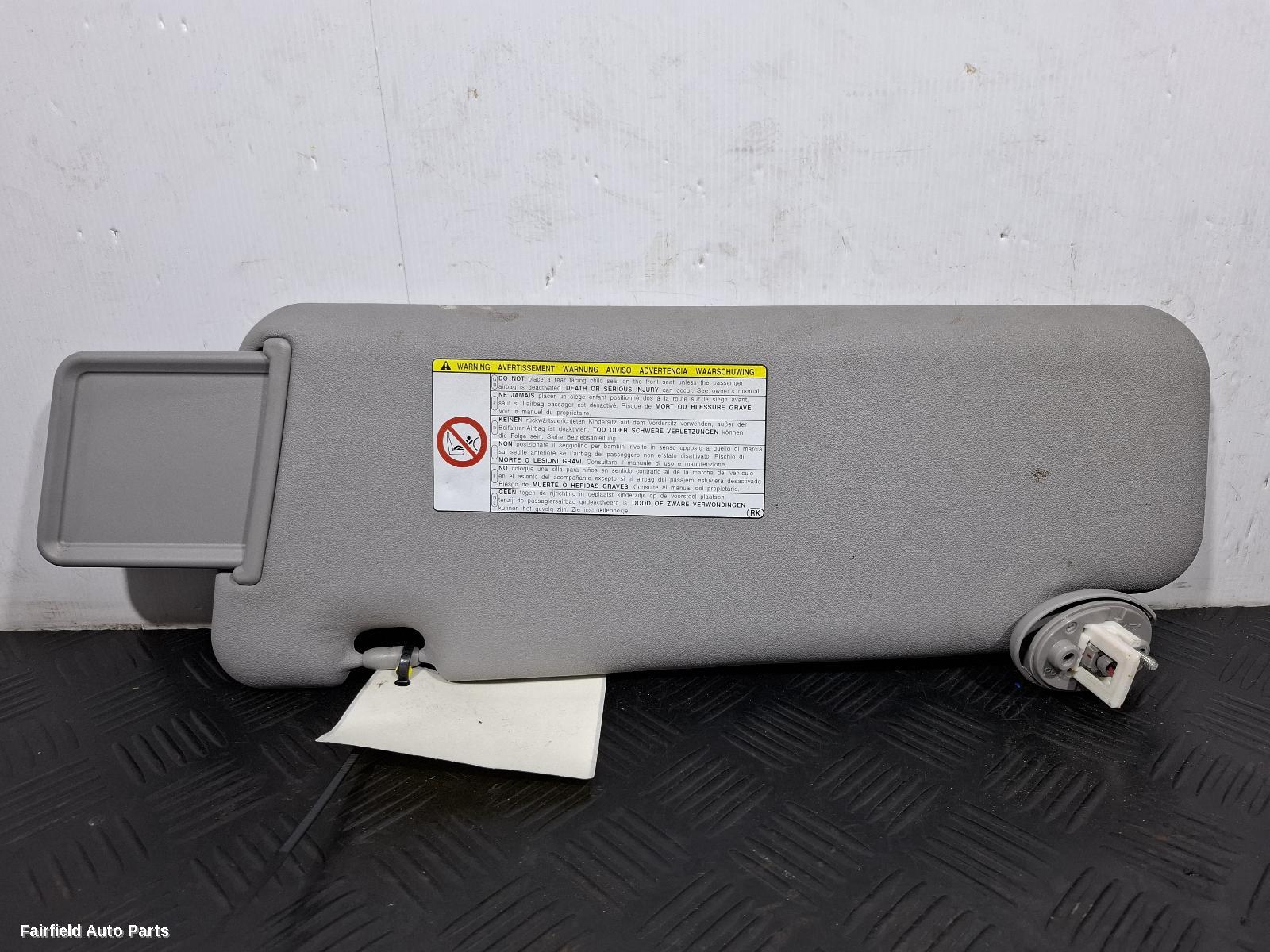 2007-2014 Toyota Kluger Sunvisor