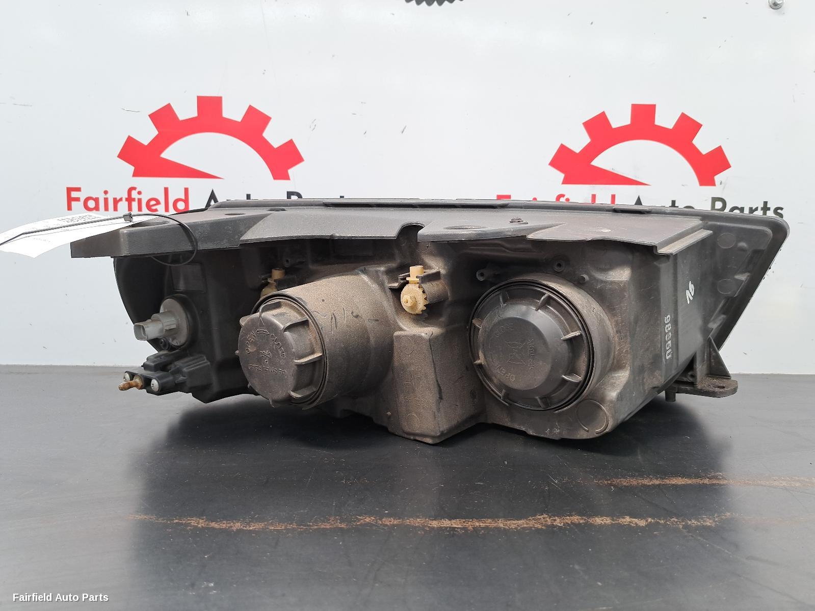 2011 Holden Captiva Right Headlamp