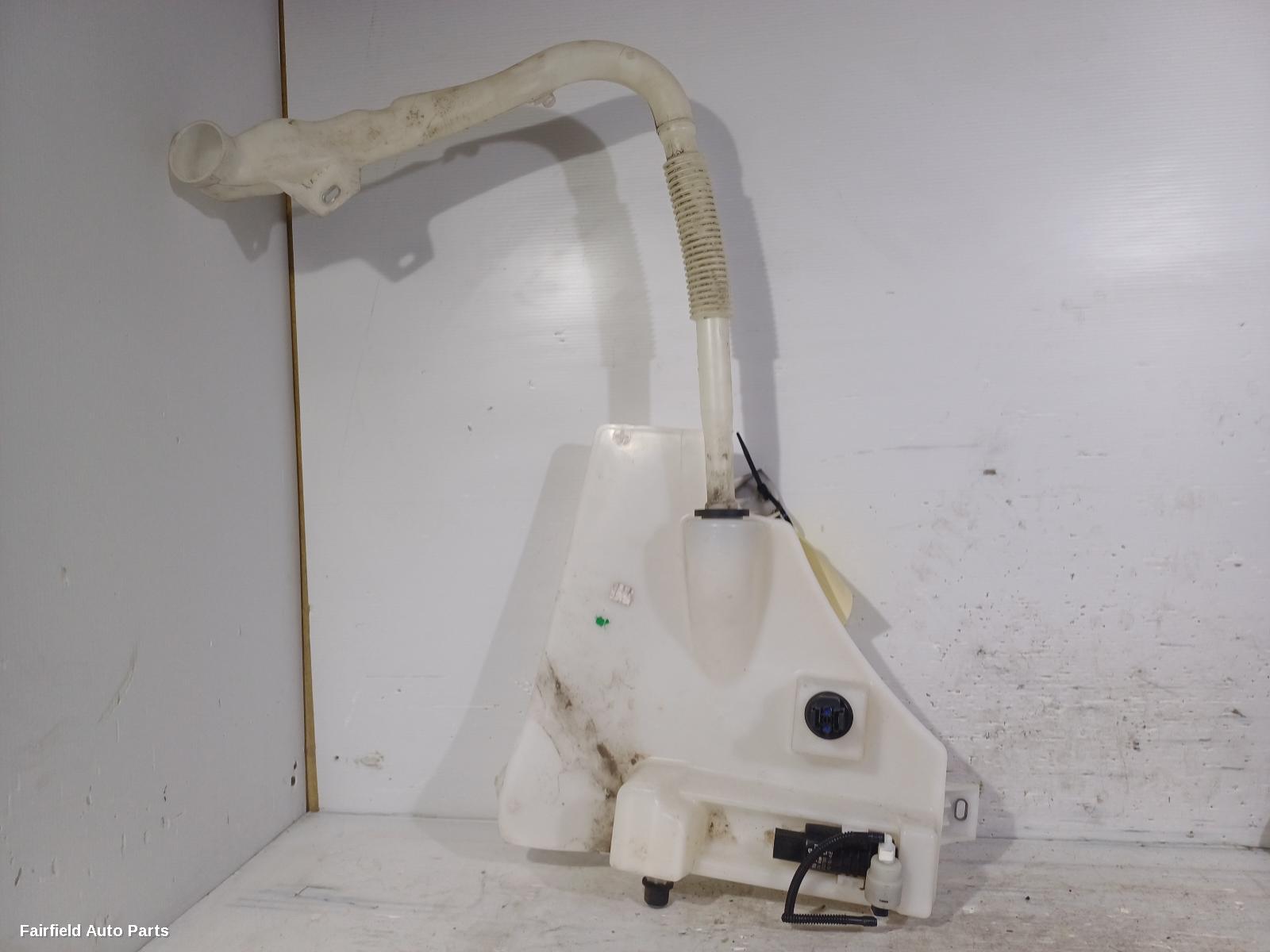 2010-2018 Porsche Cayenne Washer Bottle