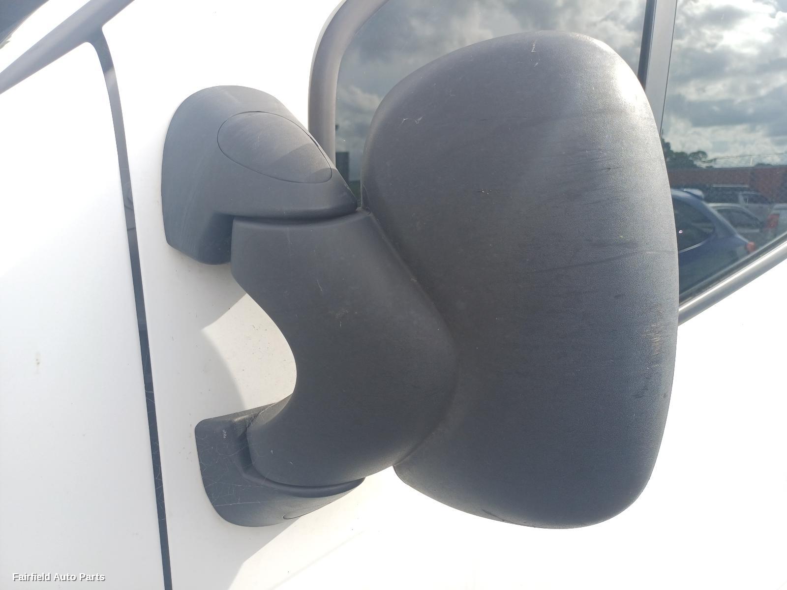 2014 Renault Trafic Left Front Door