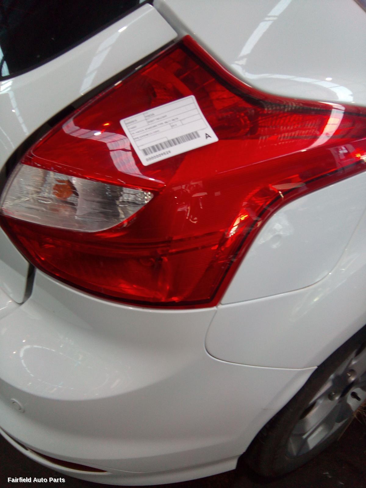 2011-2015 Ford Focus Right Taillight