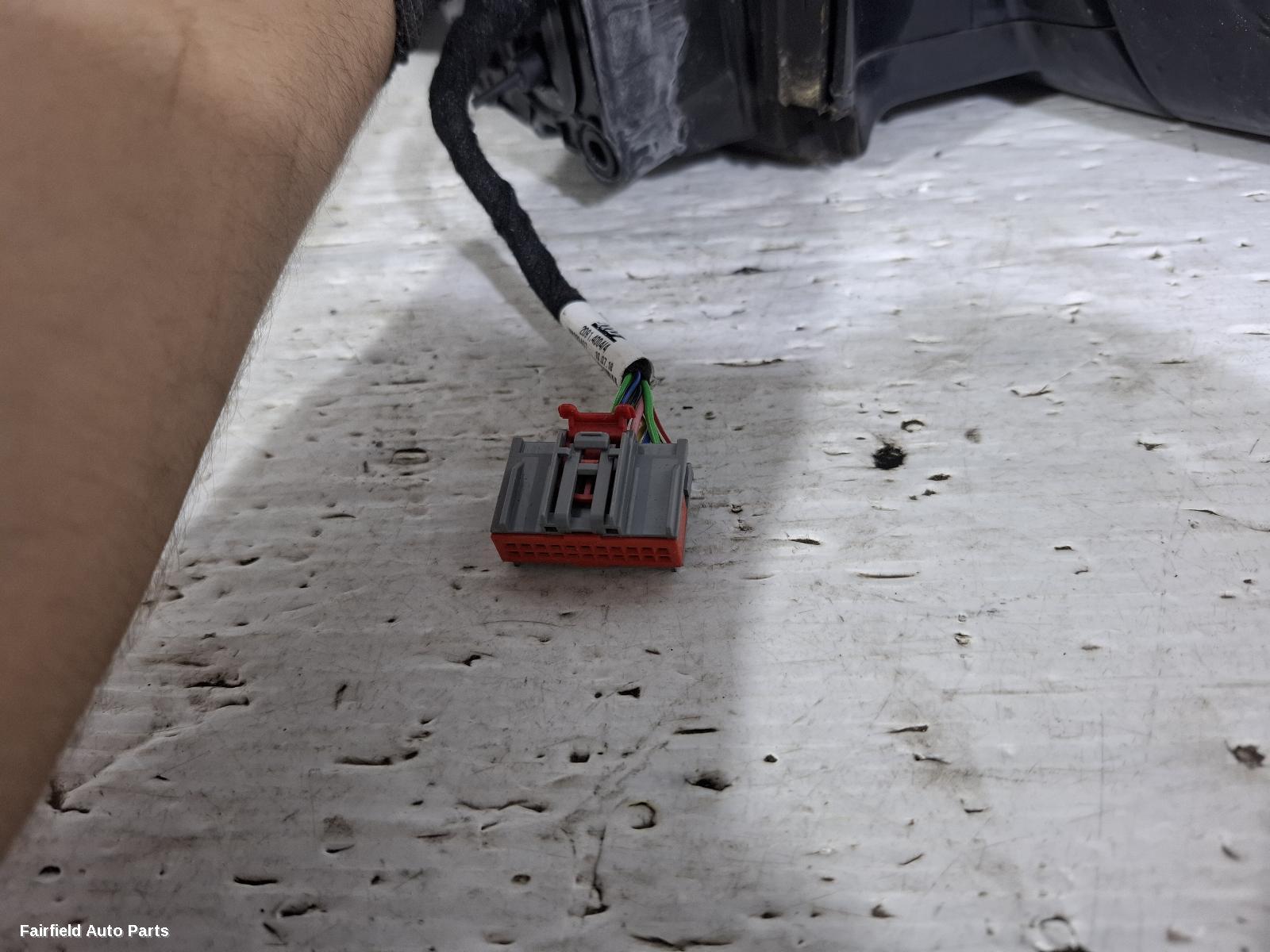 2015-2019 Land Rover Rangerover Evoque Right Door Mirror