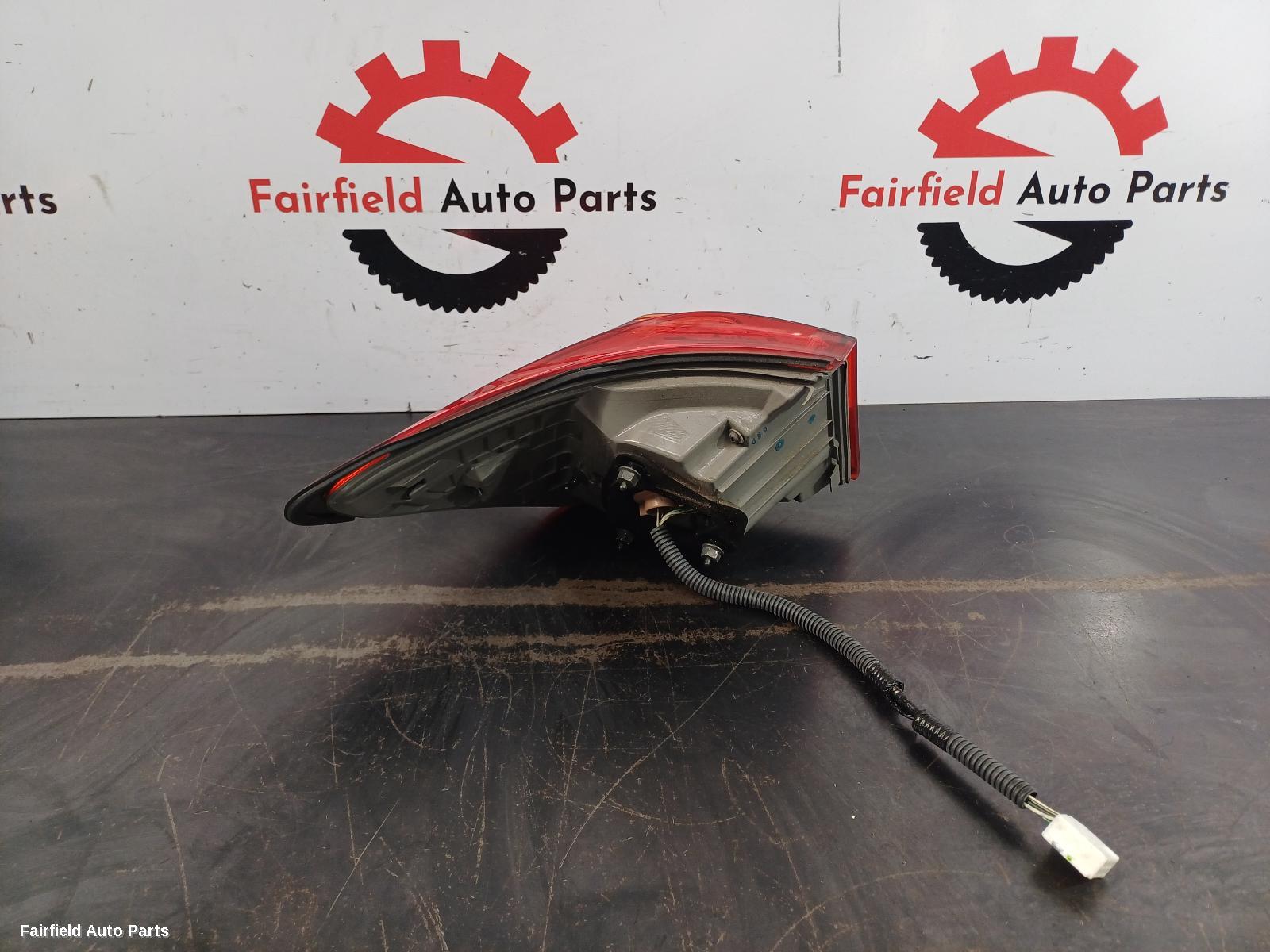 2008-2010 Lexus Is250/is250c Right Taillight