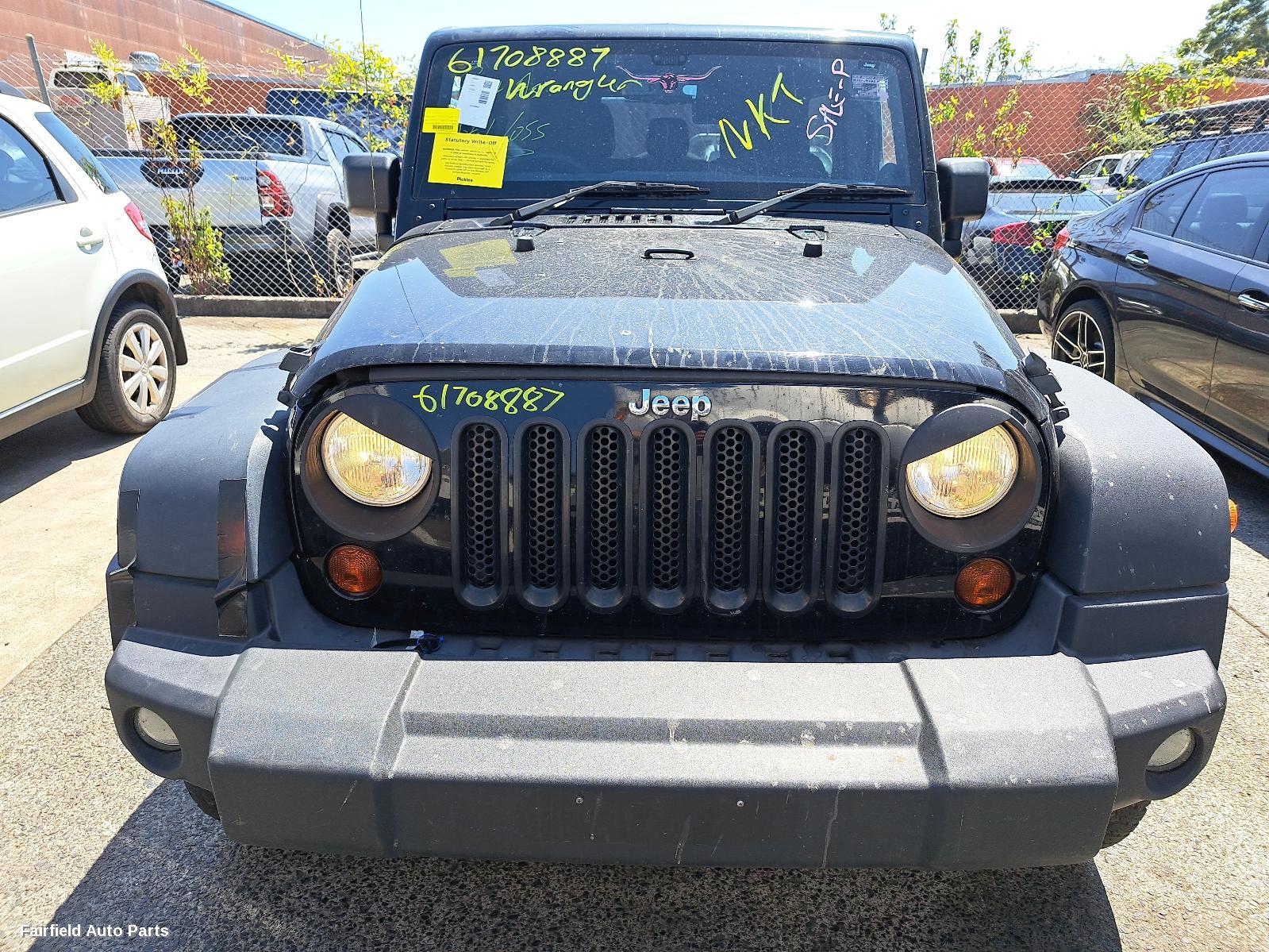 2013 Jeep Wrangler Right Rear Door Sliding