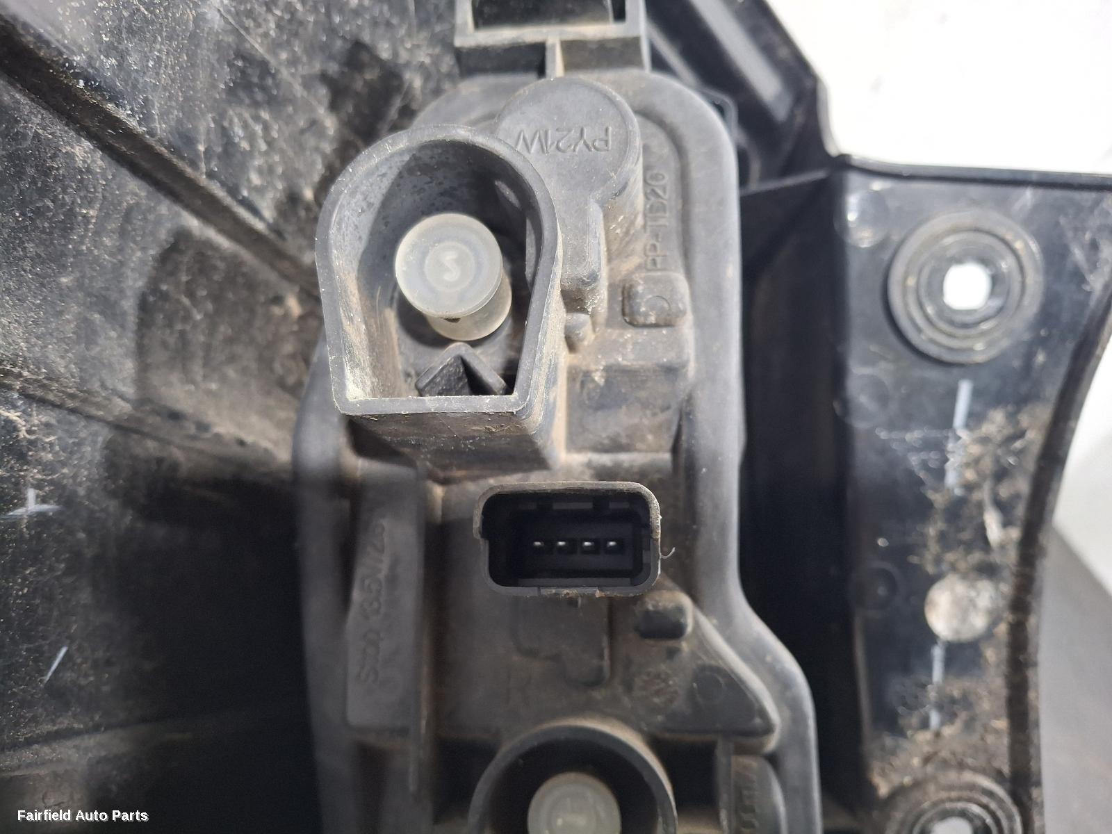2010-2012 Nissan Dualis Right Taillight