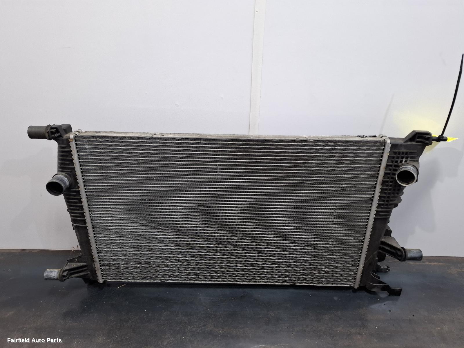 2013-2016 Renault Megane Radiator