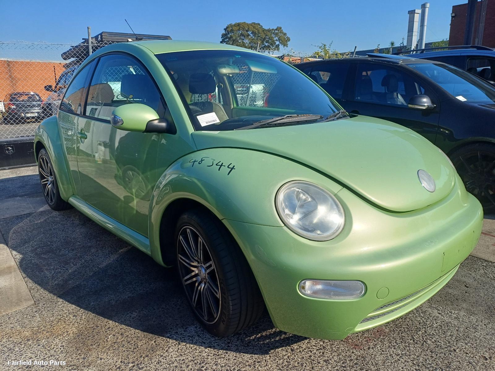2004 Volkswagen Beetle Bonnet