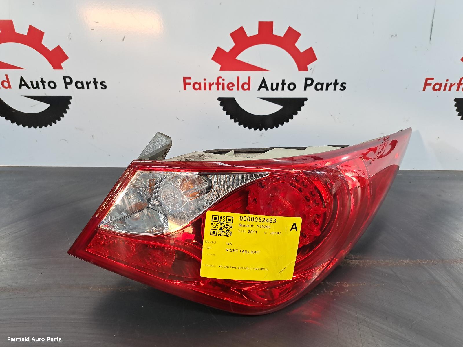 2011 Hyundai I45 Right Taillight