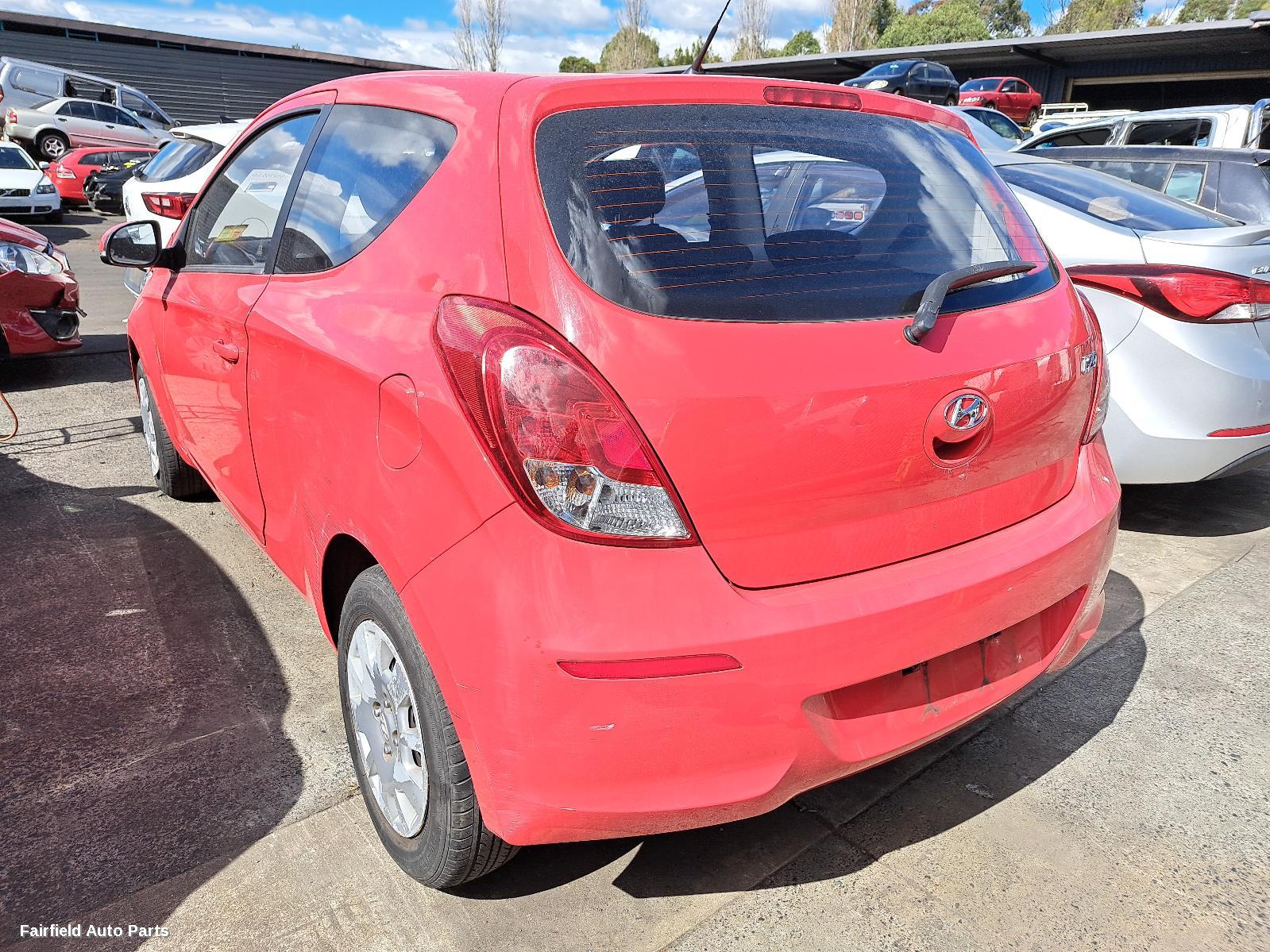 2014 Hyundai I20 Left Taillight