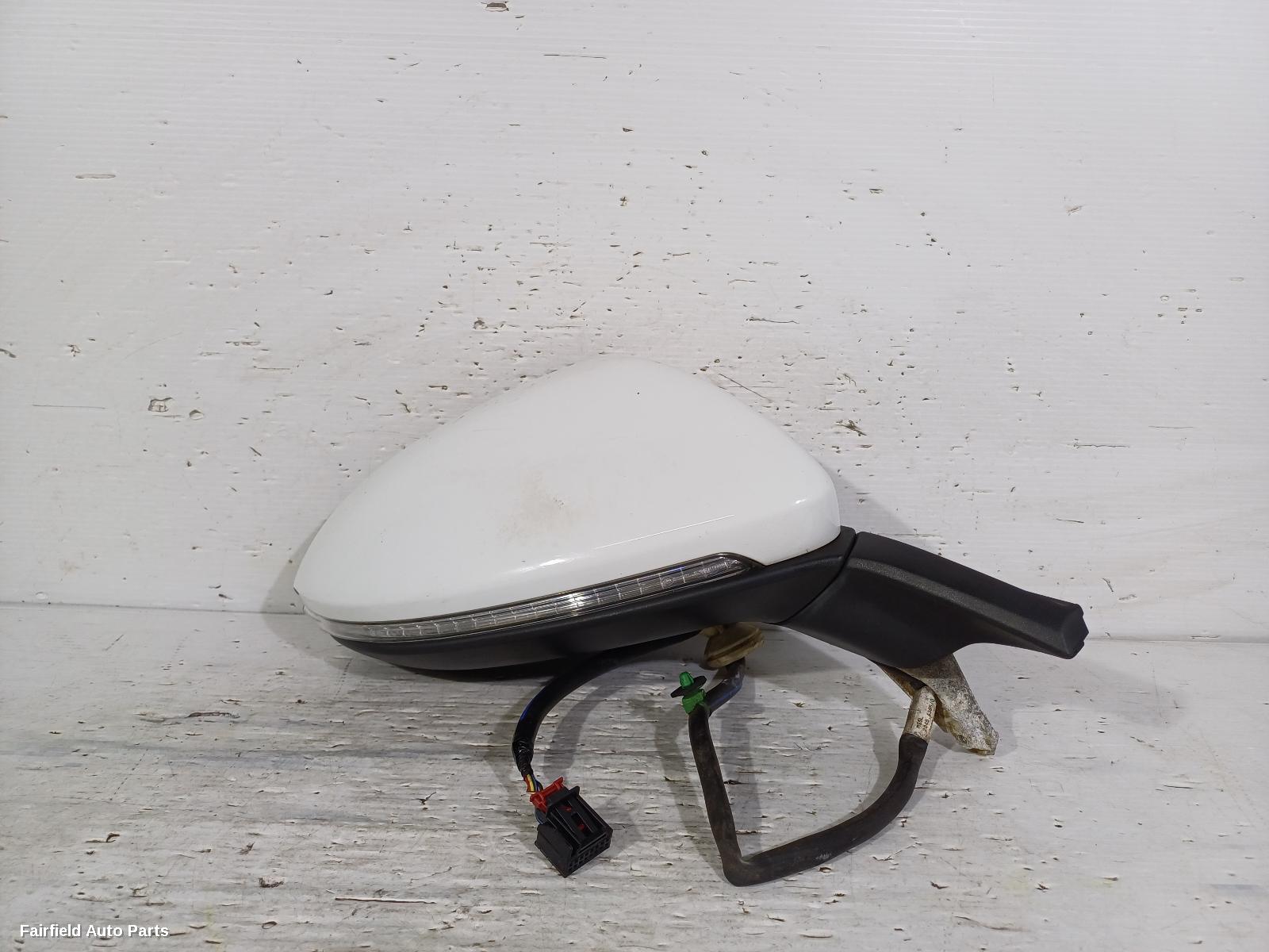 2012-2017 Volkswagen Golf Right Door Mirror