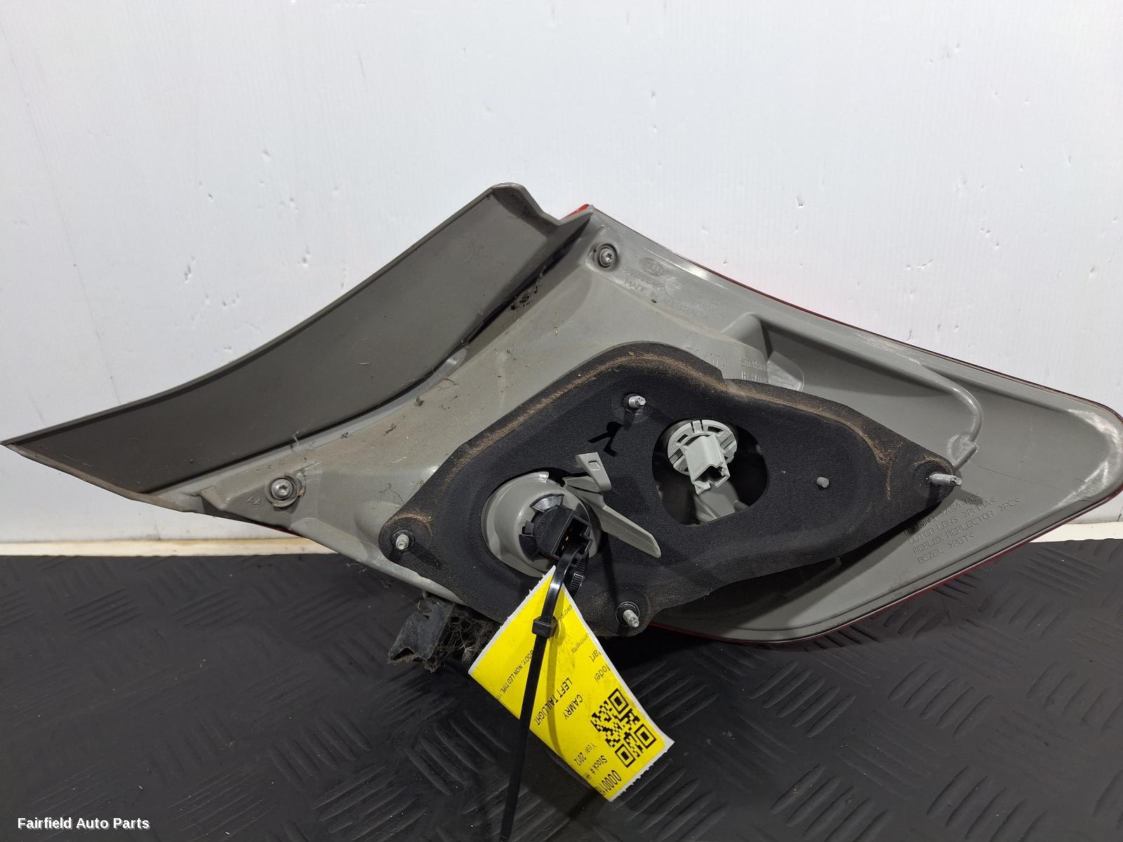 2011-2015 Toyota Camry Left Taillight