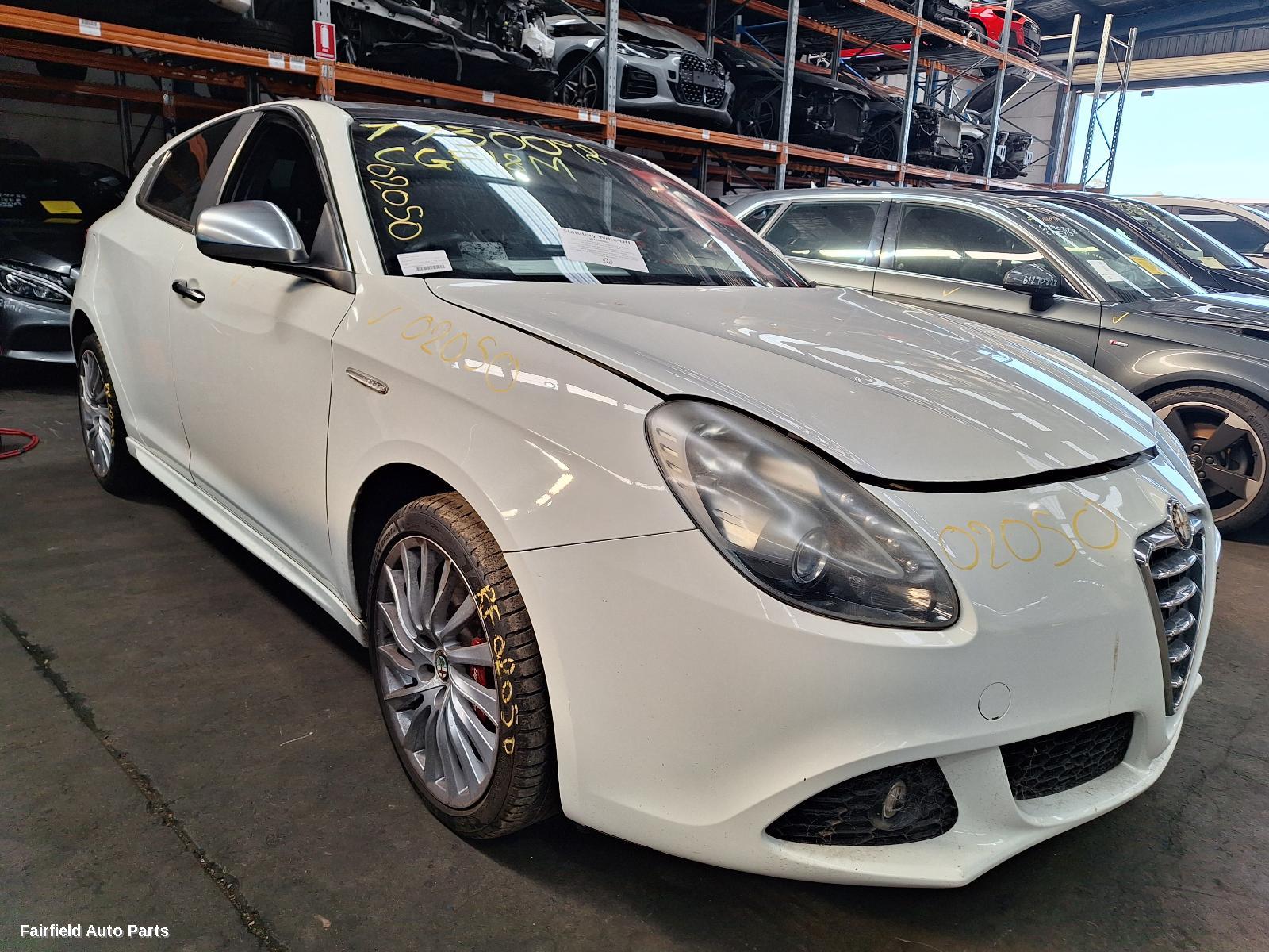 2012 Alfa Romeo Giulietta Left Taillight