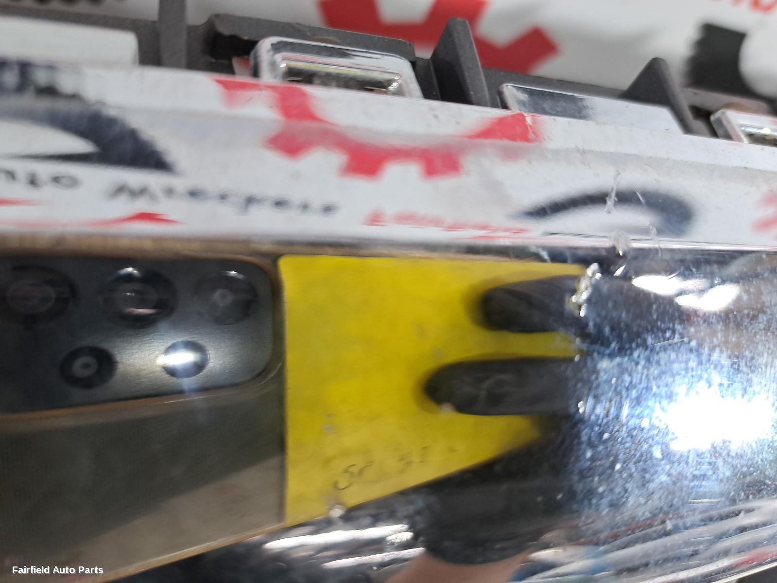 2009-2012 Audi Q5 Grille