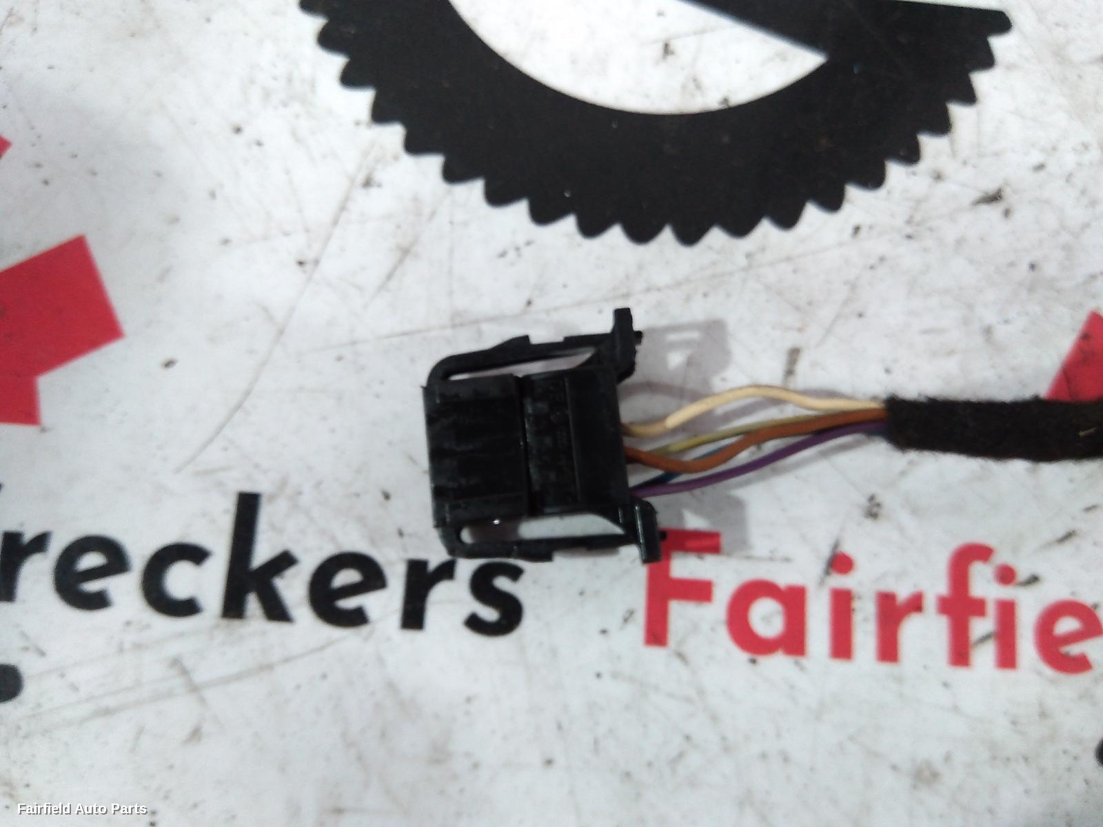 2014-2020 Skoda Rapid Left Door Mirror