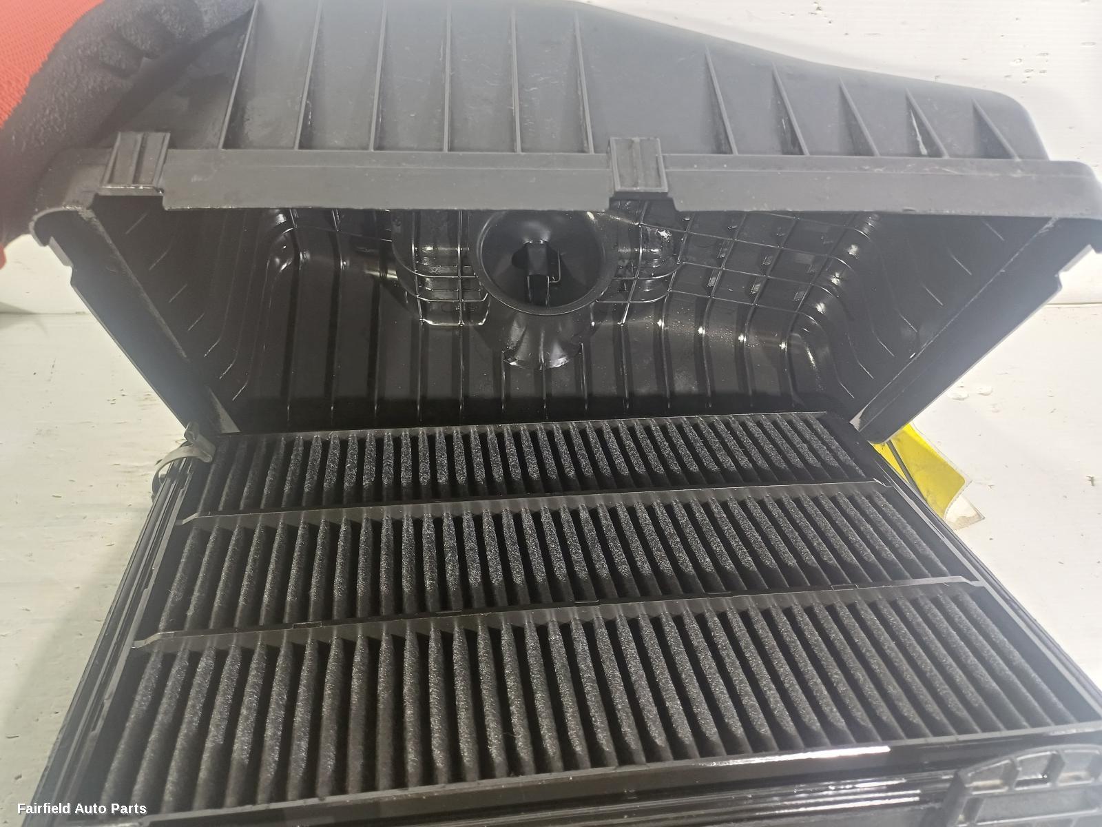 2006-2021 Mitsubishi Pajero Air Cleaner Box