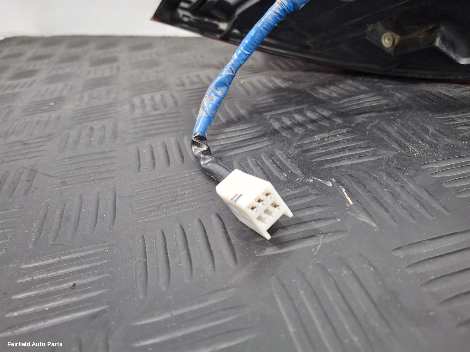 2012-2015 Mazda Cx9 Left Taillight