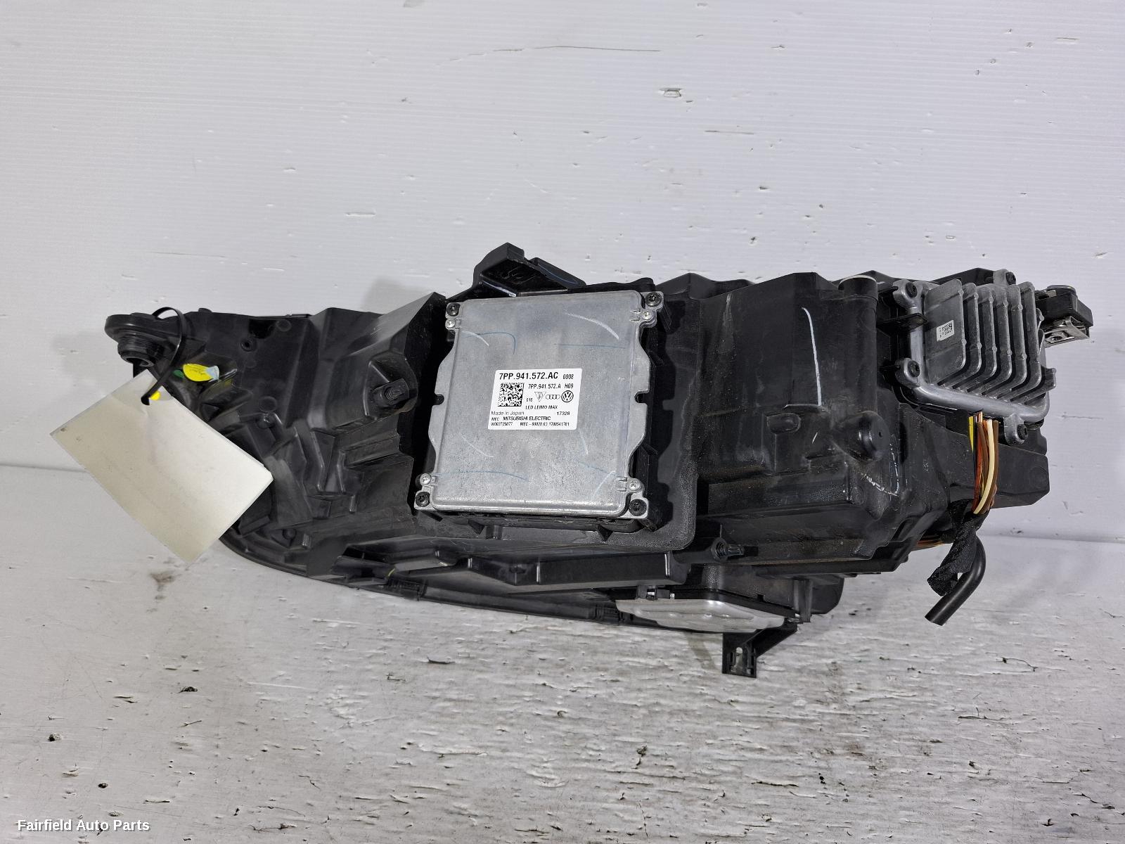 2017-2020 Audi Q5 Right Headlamp