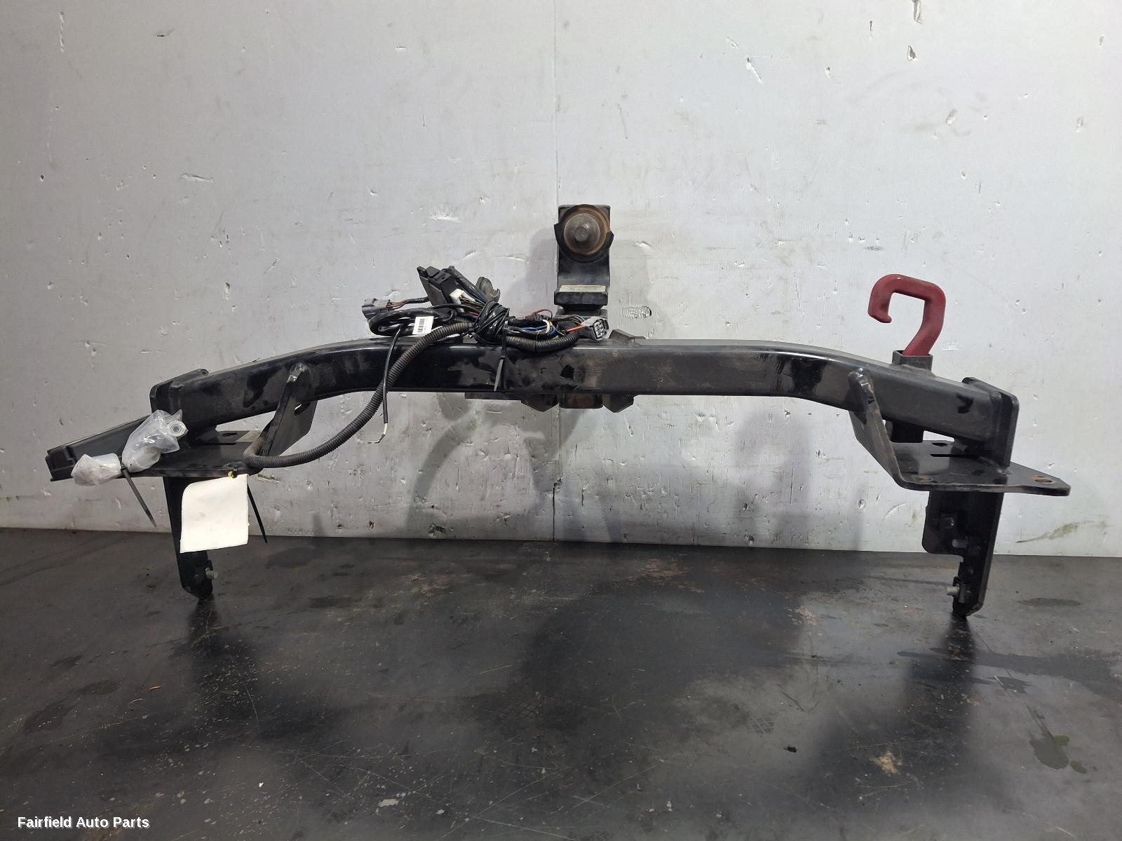 2014-2022 Jeep Cherokee Towbar