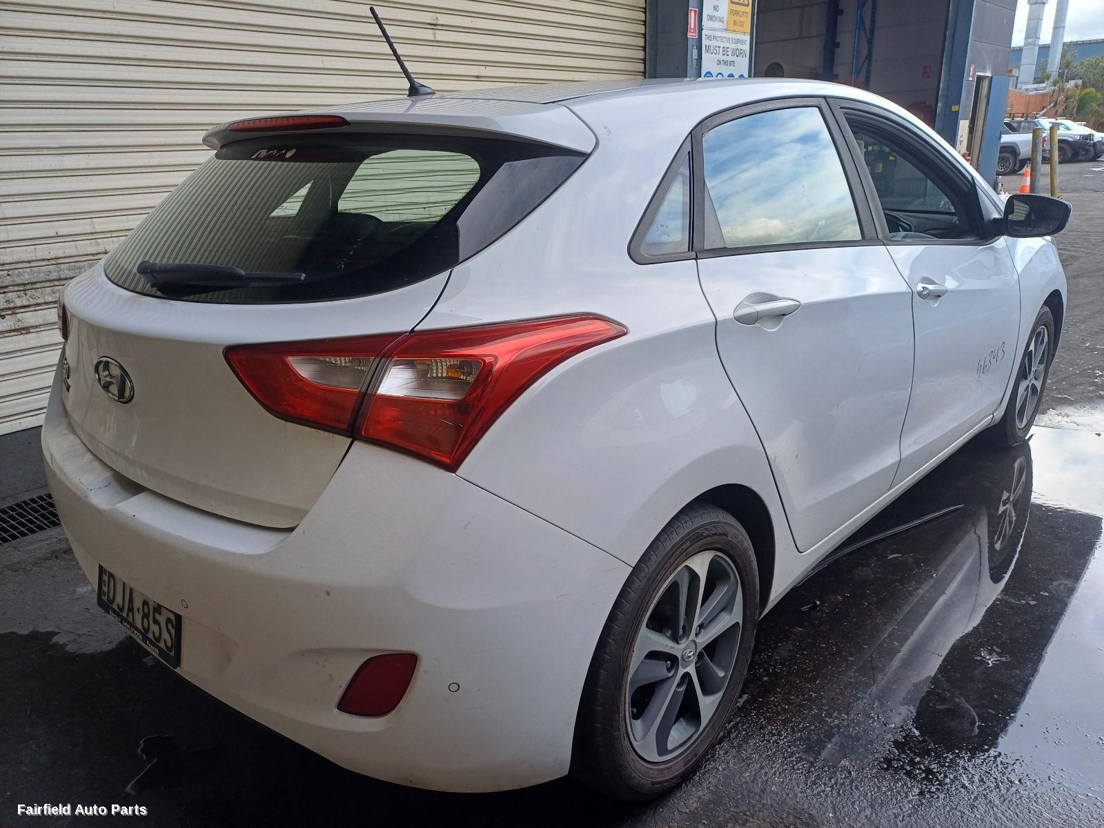 2016 Hyundai I30 Column