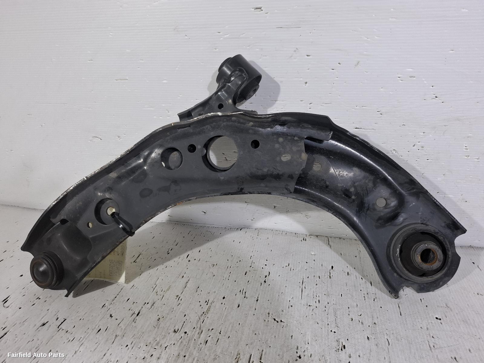 2019-2026 Mazda Cx30 Right Front Lower Control Arm