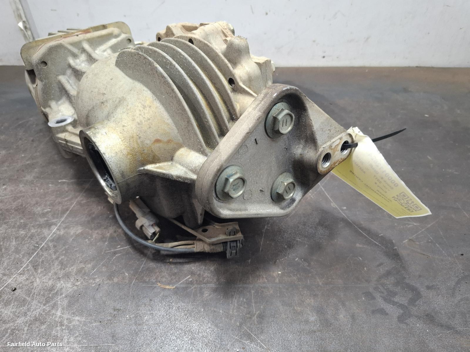 2013-2021 Toyota Kluger Differential Centre