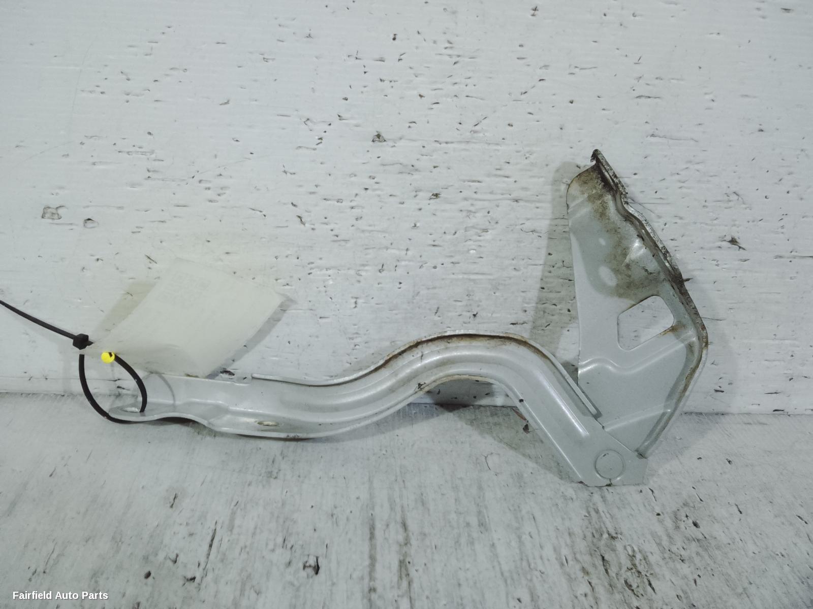 2011-2019 Hyundai Accent Bonnet Hinge Strut